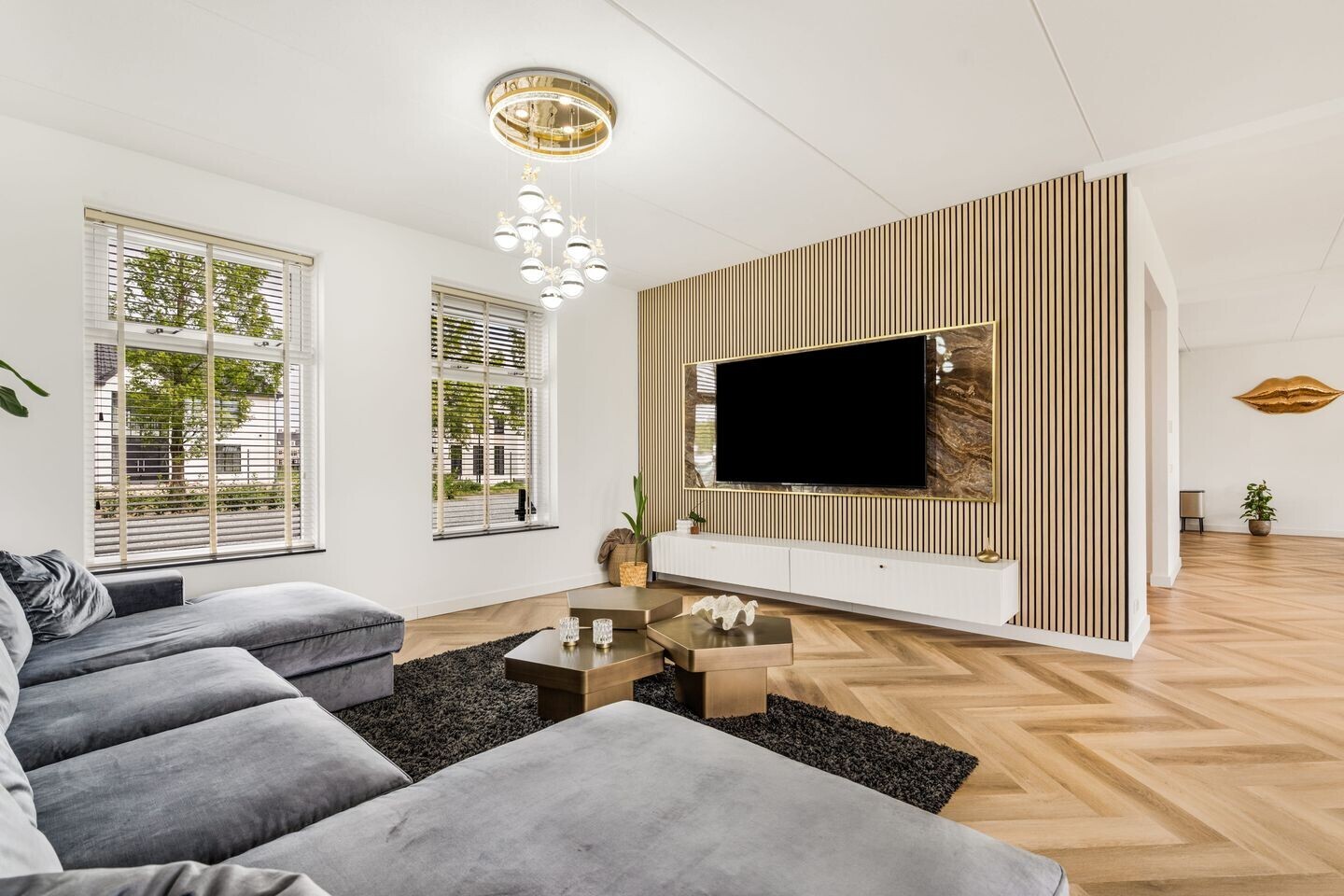 Vrijstaande woning te koop: Sint Annabos 4, Almere