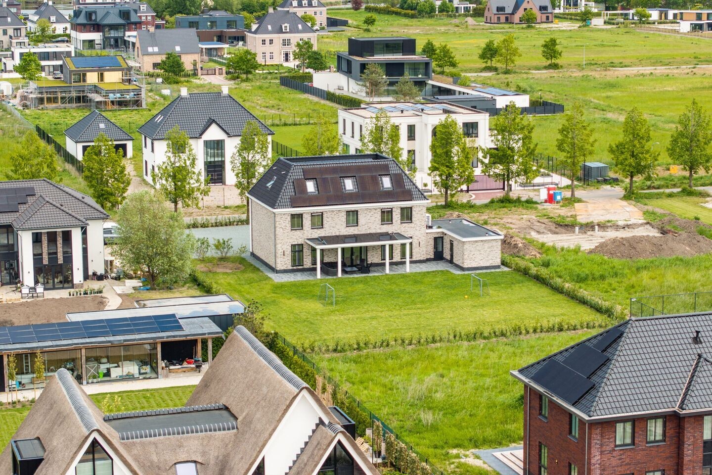Vrijstaande woning te koop: Sint Annabos 4, Almere