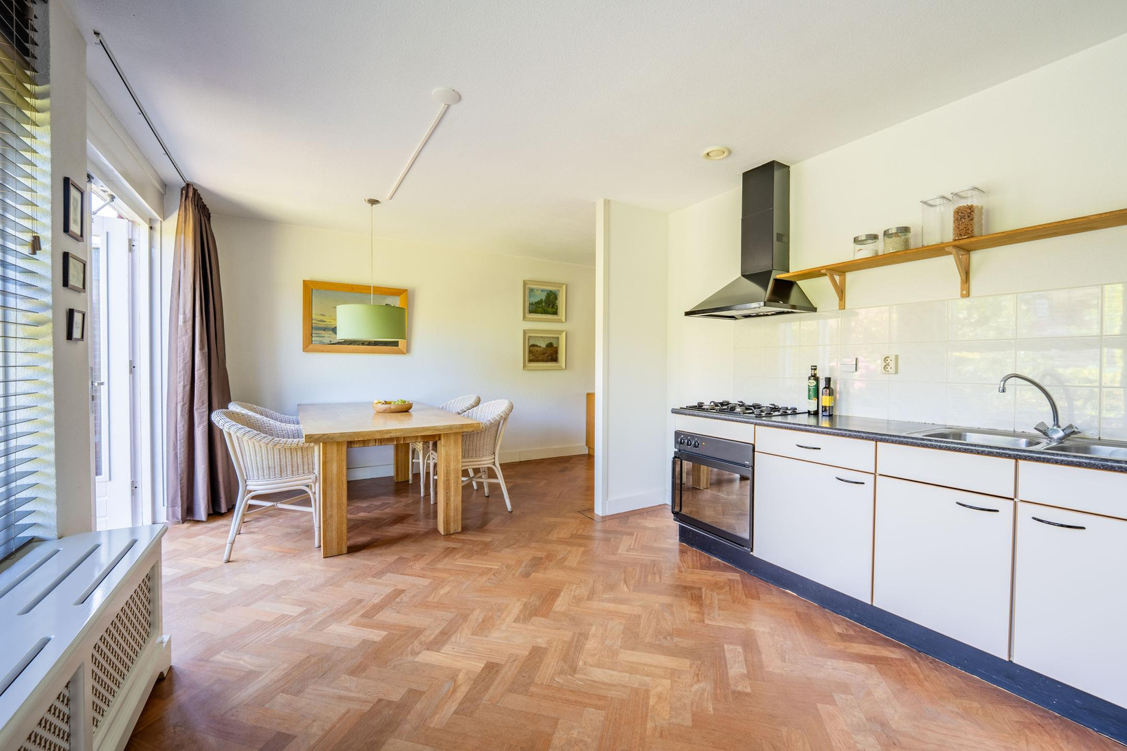 Tussenwoning te koop: Blikveldweg 27, Almere