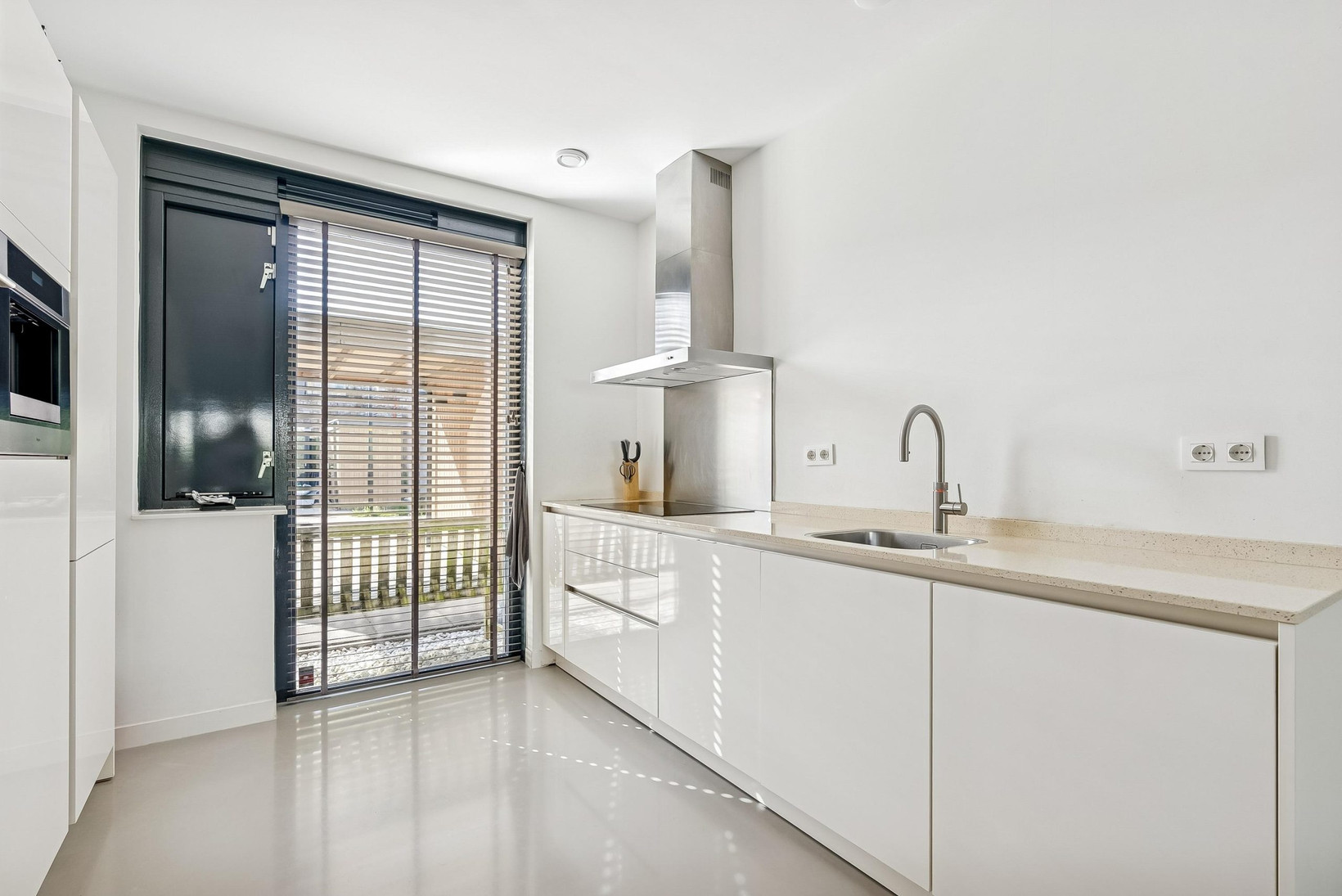 Tussenwoning te koop: Duinrugstraat 30, Almere
