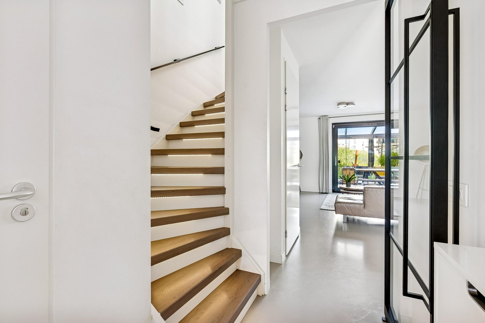 Tussenwoning te koop: Duinrugstraat 30, Almere