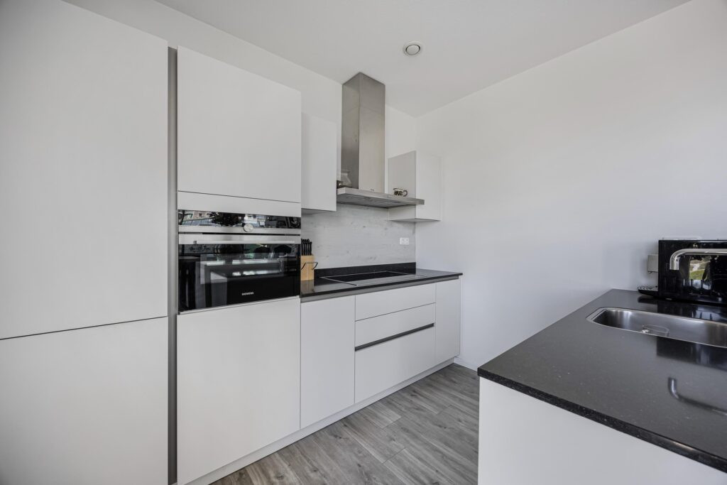 Appartement te koop: Zeeduinweg 14, Almere