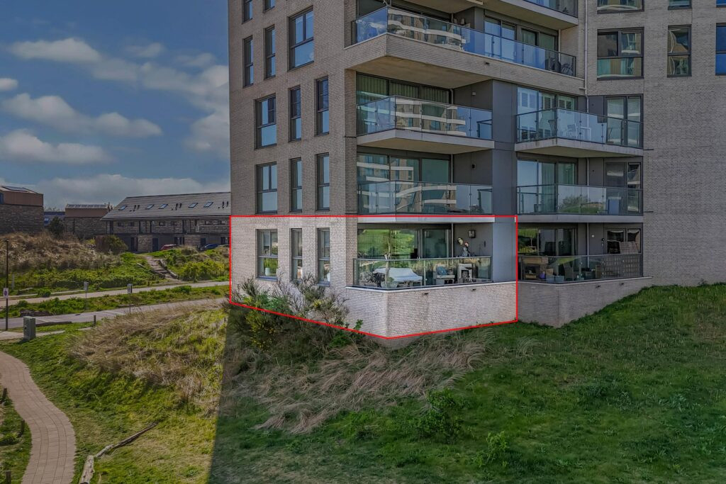 Appartement te koop: Zeeduinweg 14, Almere