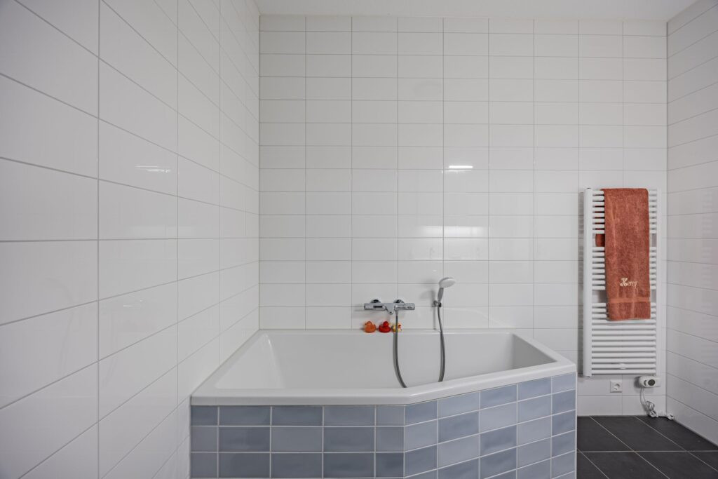 Appartement te koop: Zeeduinweg 231, Almere