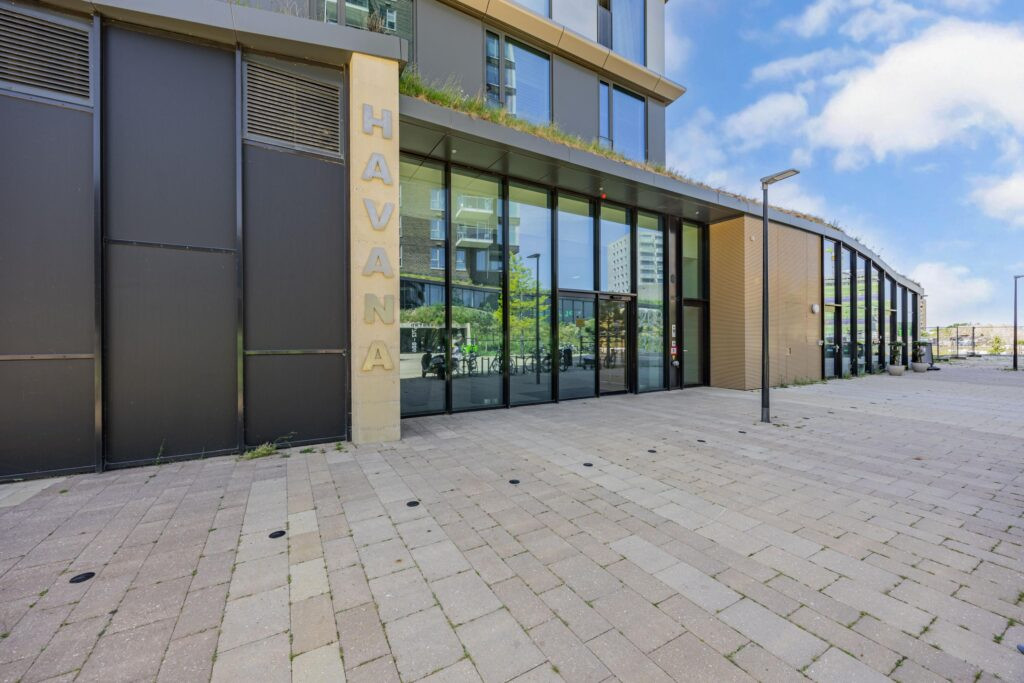 Appartement te koop: Zeeduinweg 231, Almere