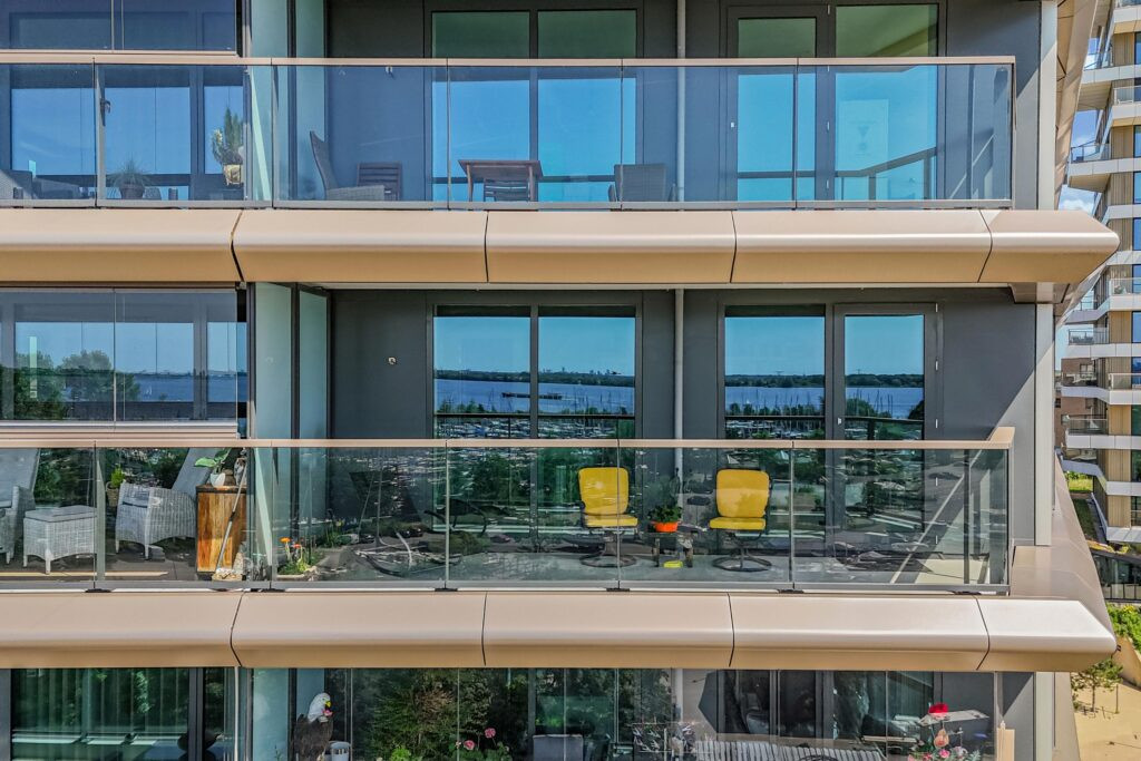 Appartement te koop: Zeeduinweg 231, Almere