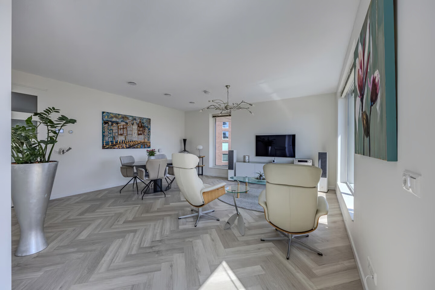 Appartement te koop: Zeeduinweg 618, Almere
