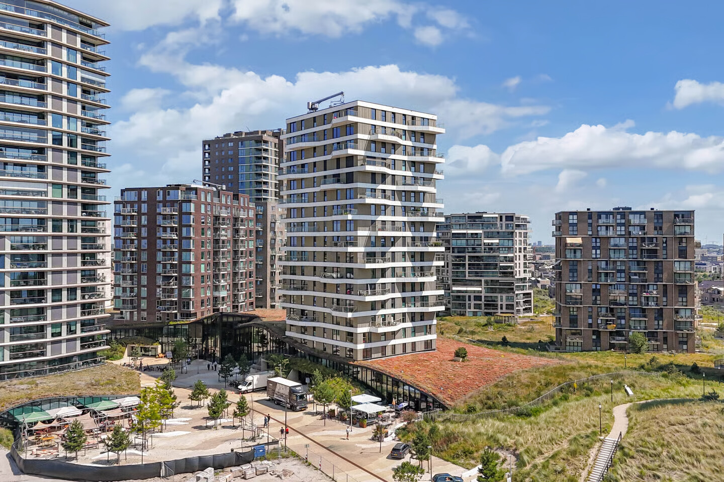 Appartement te koop: Zeeduinweg 618, Almere