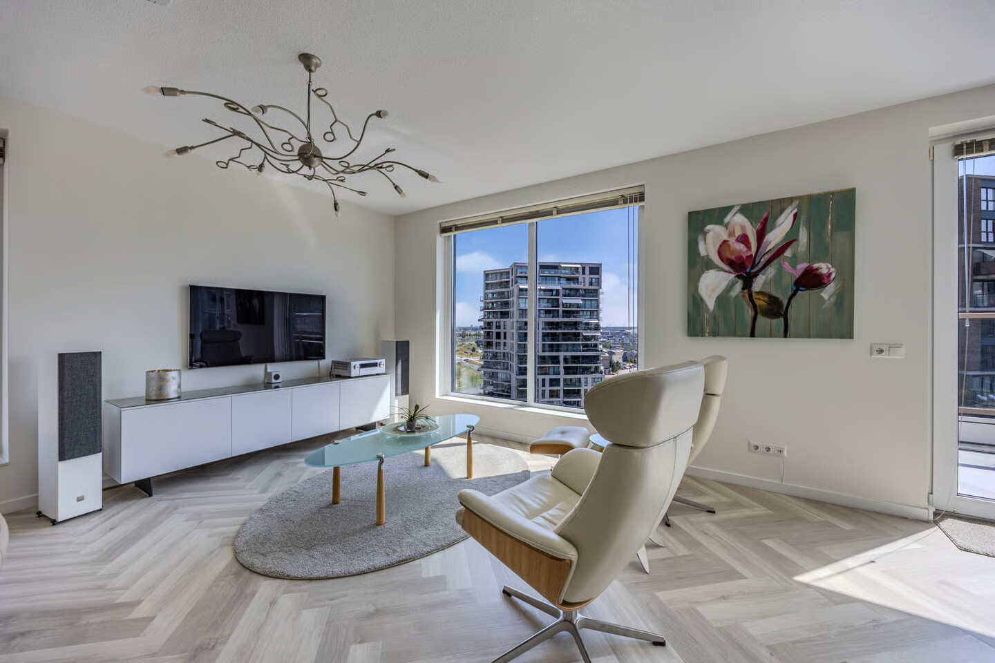 Appartement te koop: Zeeduinweg 618, Almere
