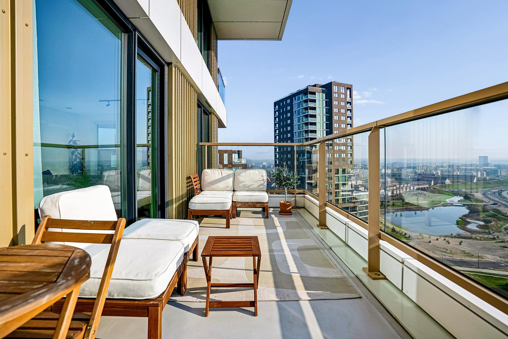 Appartement te koop: Zeeduinweg 666, Almere