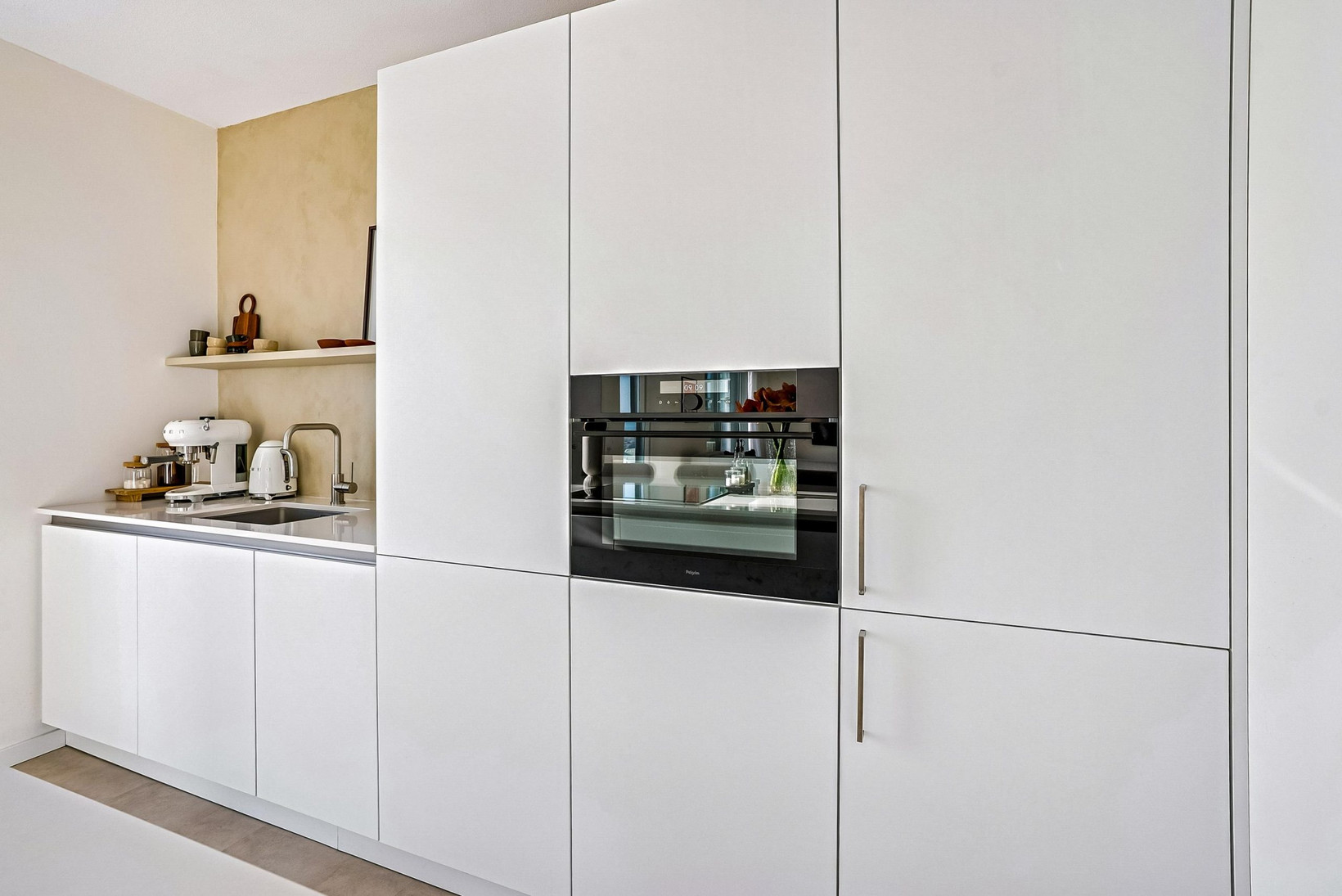 Appartement te koop: Zeeduinweg 666, Almere