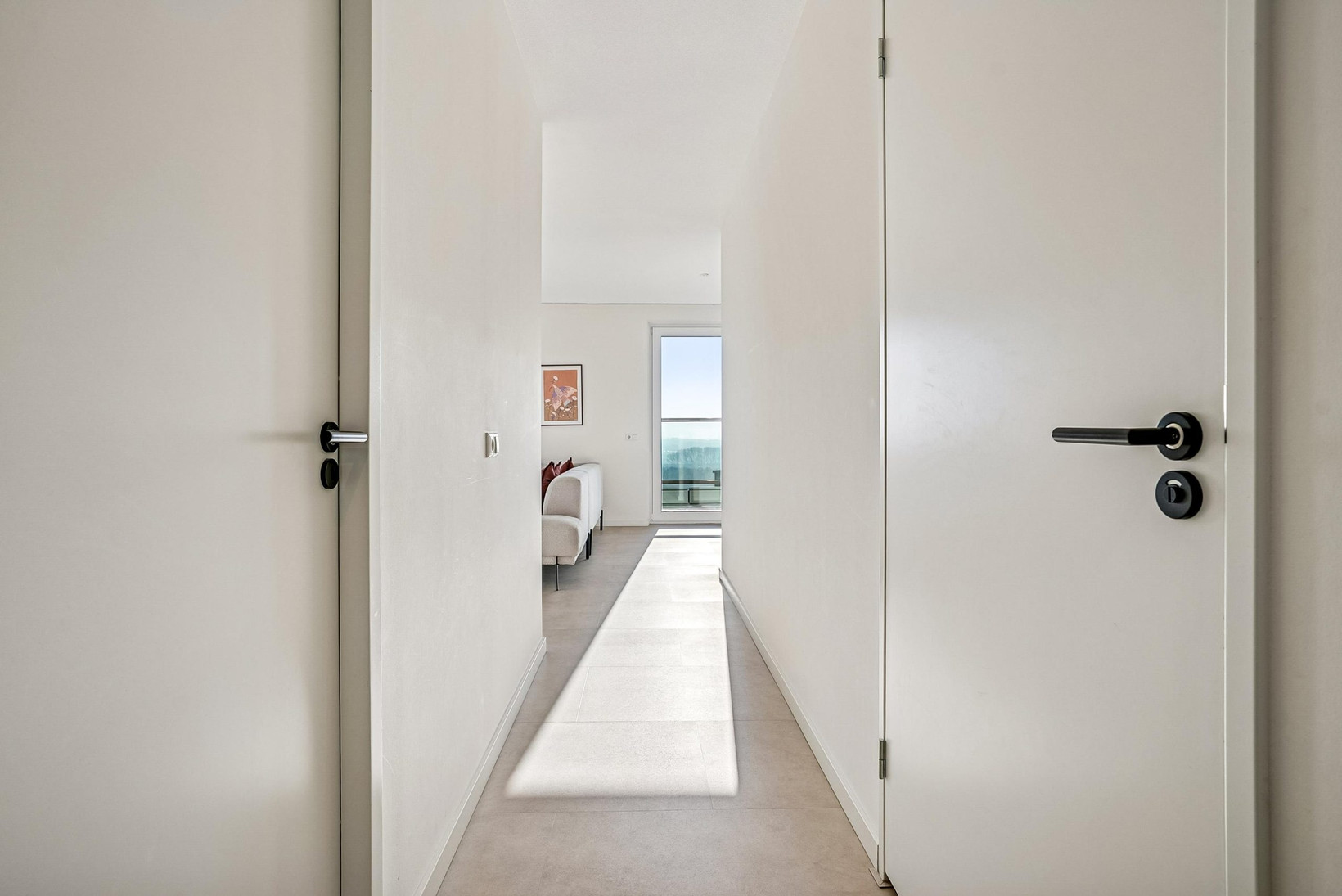 Appartement te koop: Zeeduinweg 666, Almere