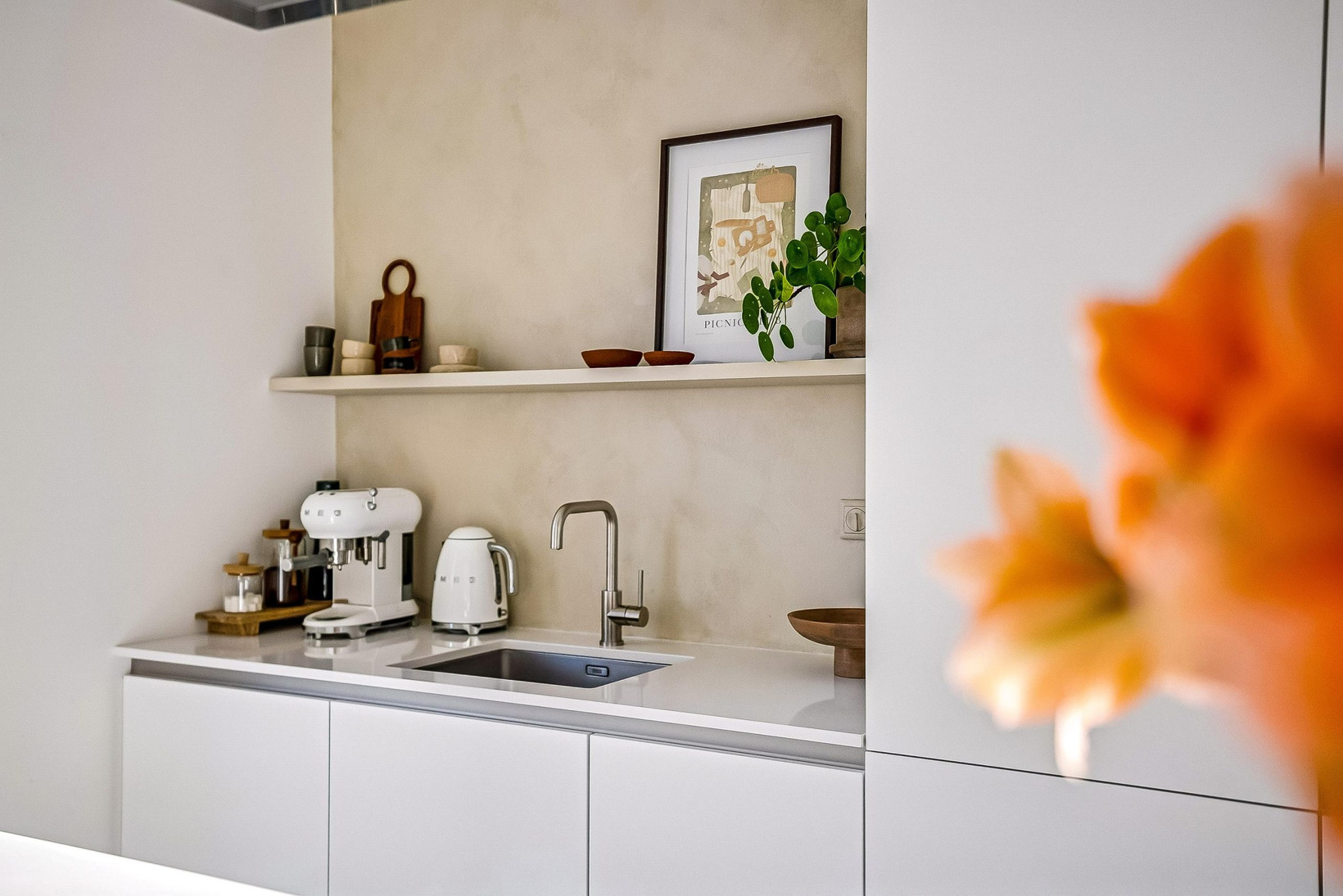 Appartement te koop: Zeeduinweg 666, Almere