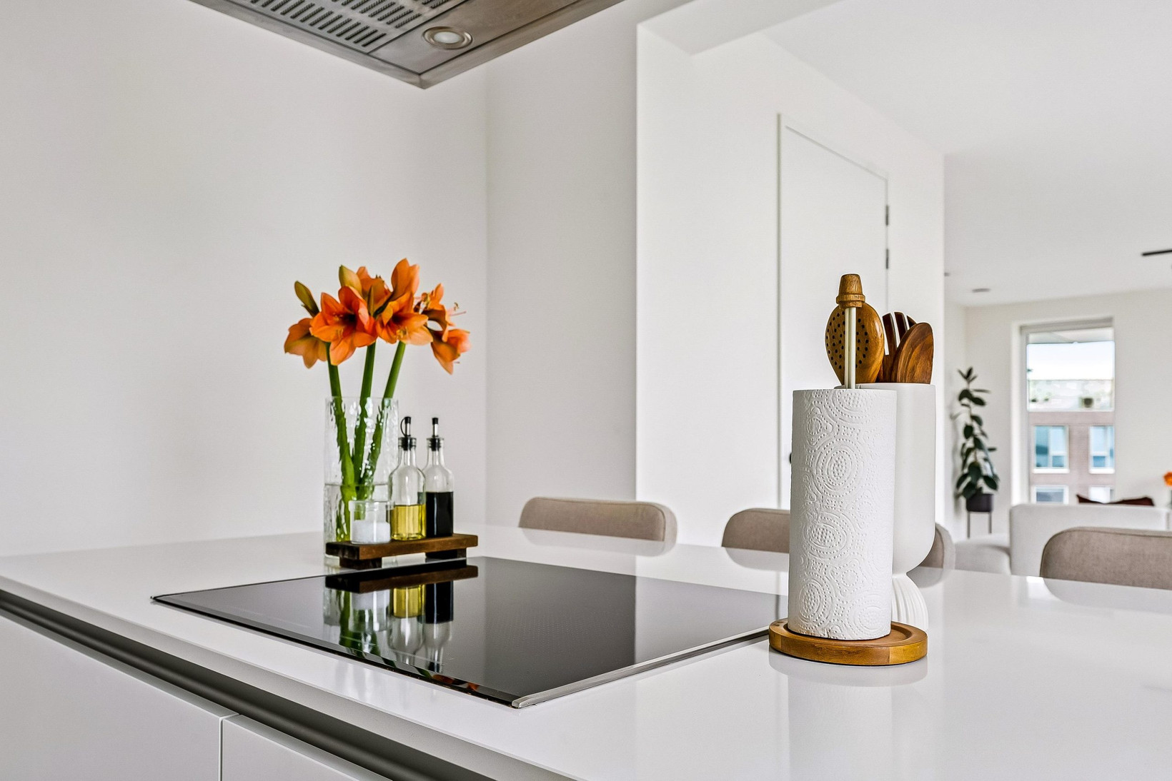 Appartement te koop: Zeeduinweg 666, Almere