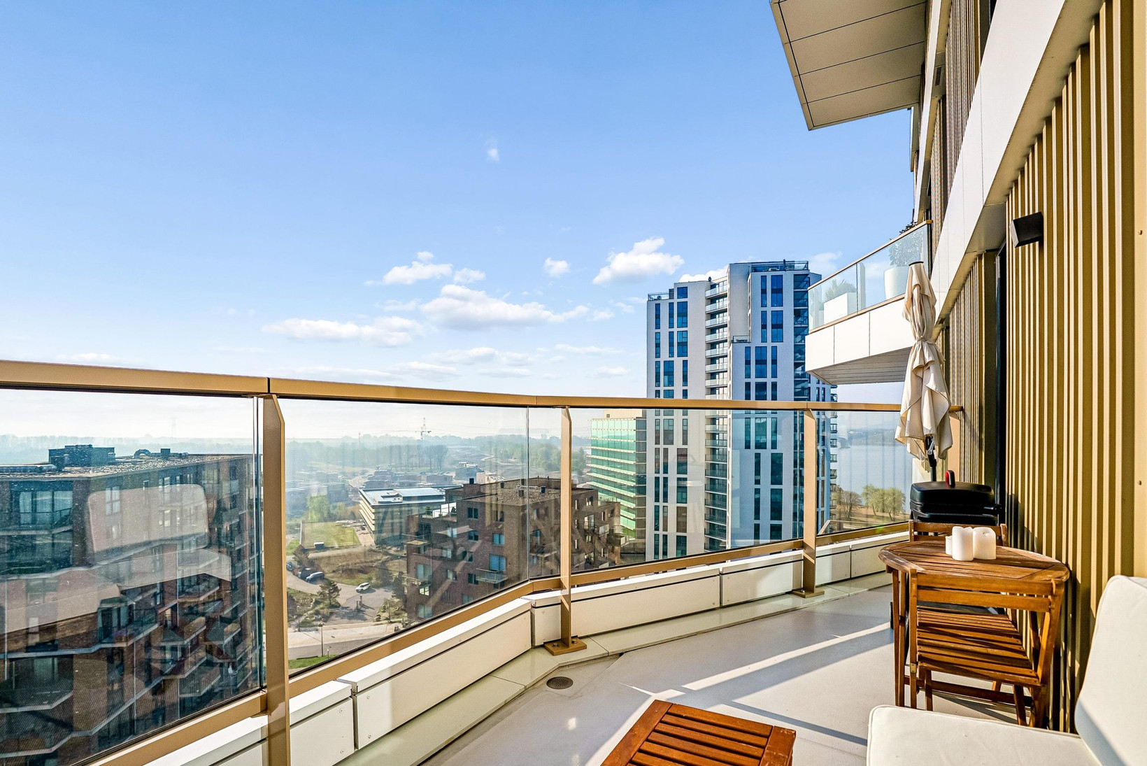 Appartement te koop: Zeeduinweg 666, Almere