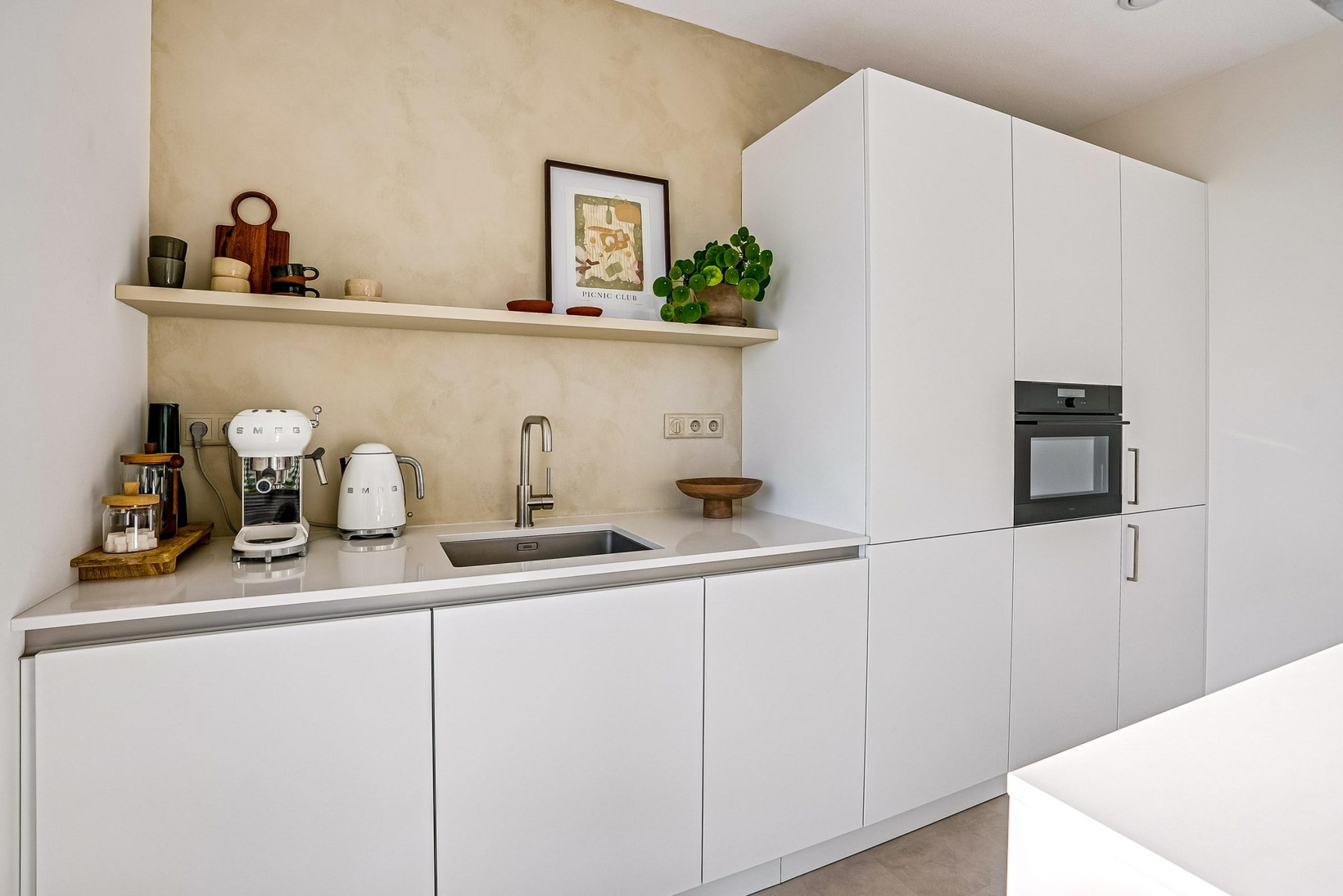 Appartement te koop: Zeeduinweg 666, Almere
