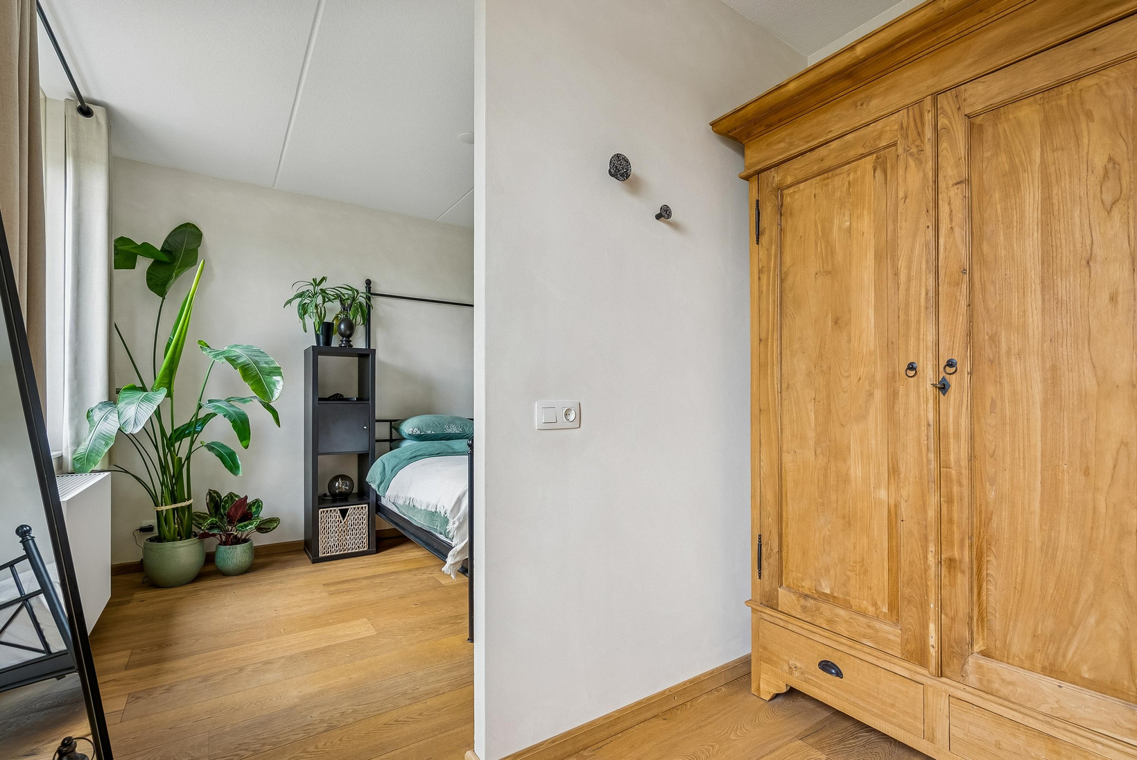 Twee-onder-één-kap te koop: Sterduinstraat 115, Almere
