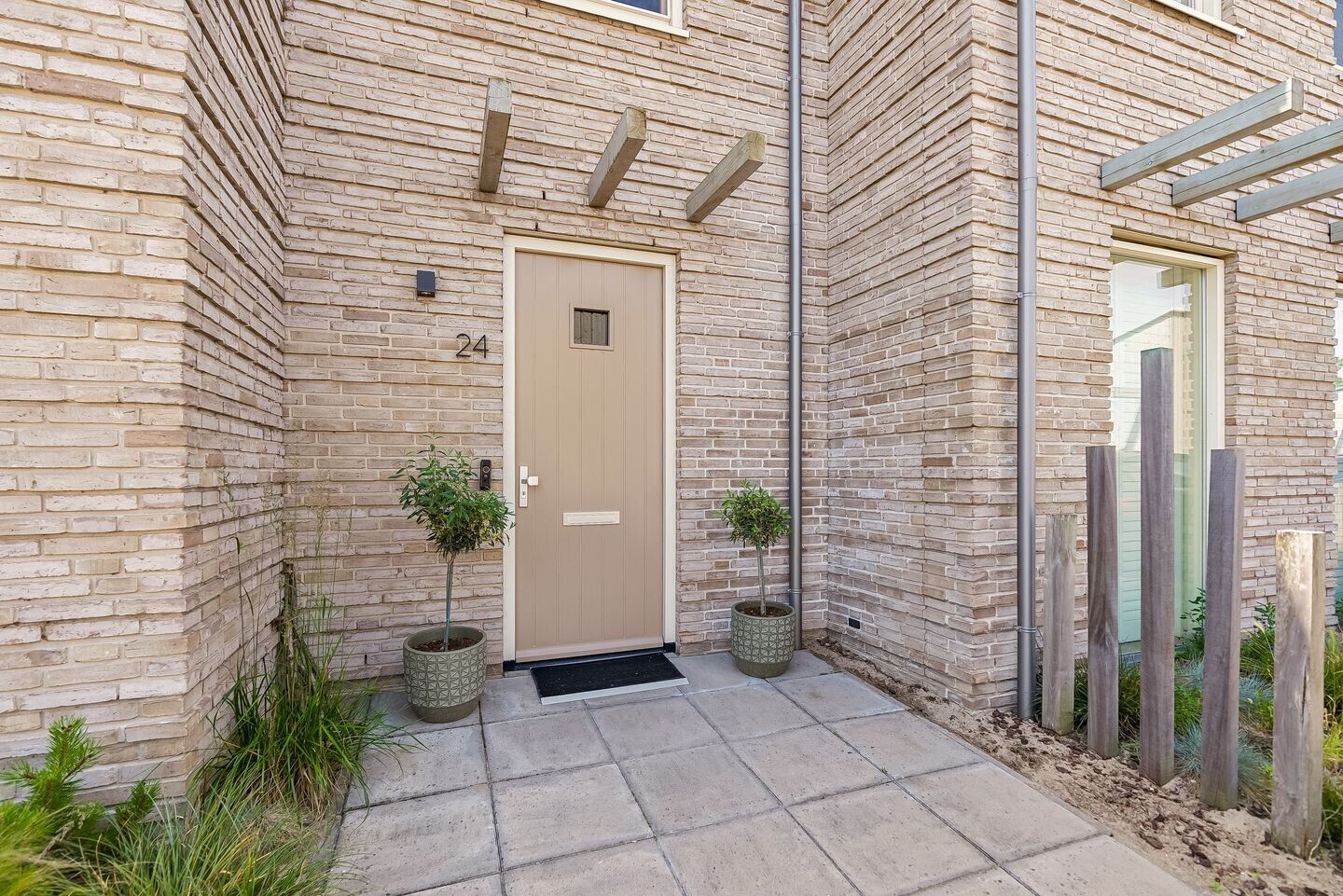Hoekwoning te koop: Sterduinstraat 24, Almere