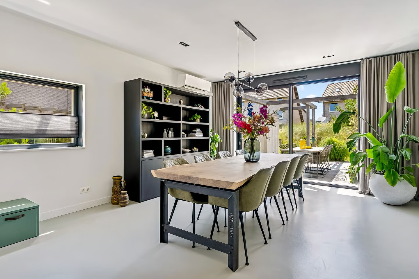 Hoekwoning te koop: Sterduinstraat 24, Almere