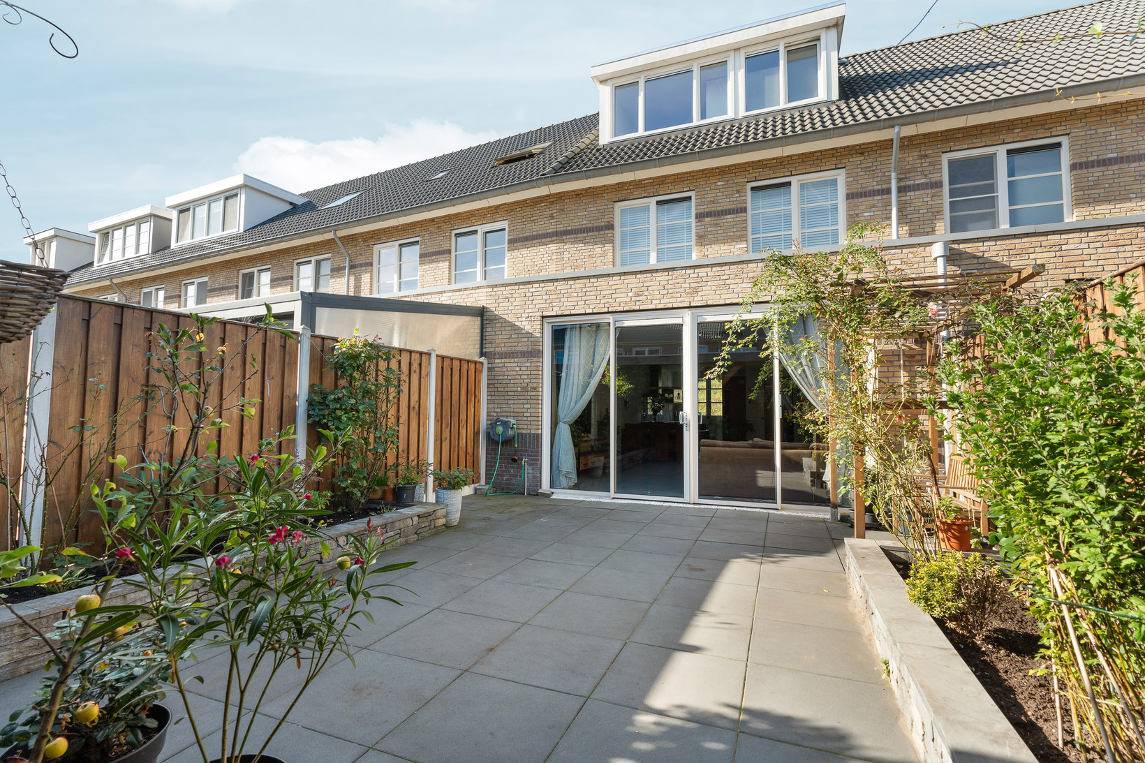 Tussenwoning te koop: Mildred Didriksonstraat 14, Almere