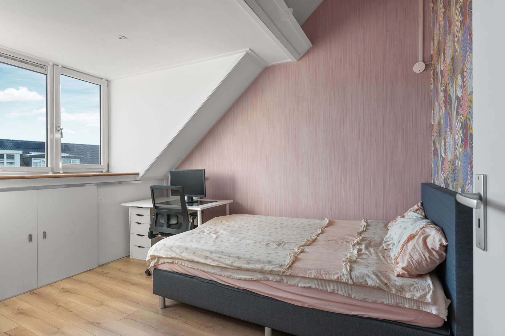 Tussenwoning te koop: Mildred Didriksonstraat 14, Almere