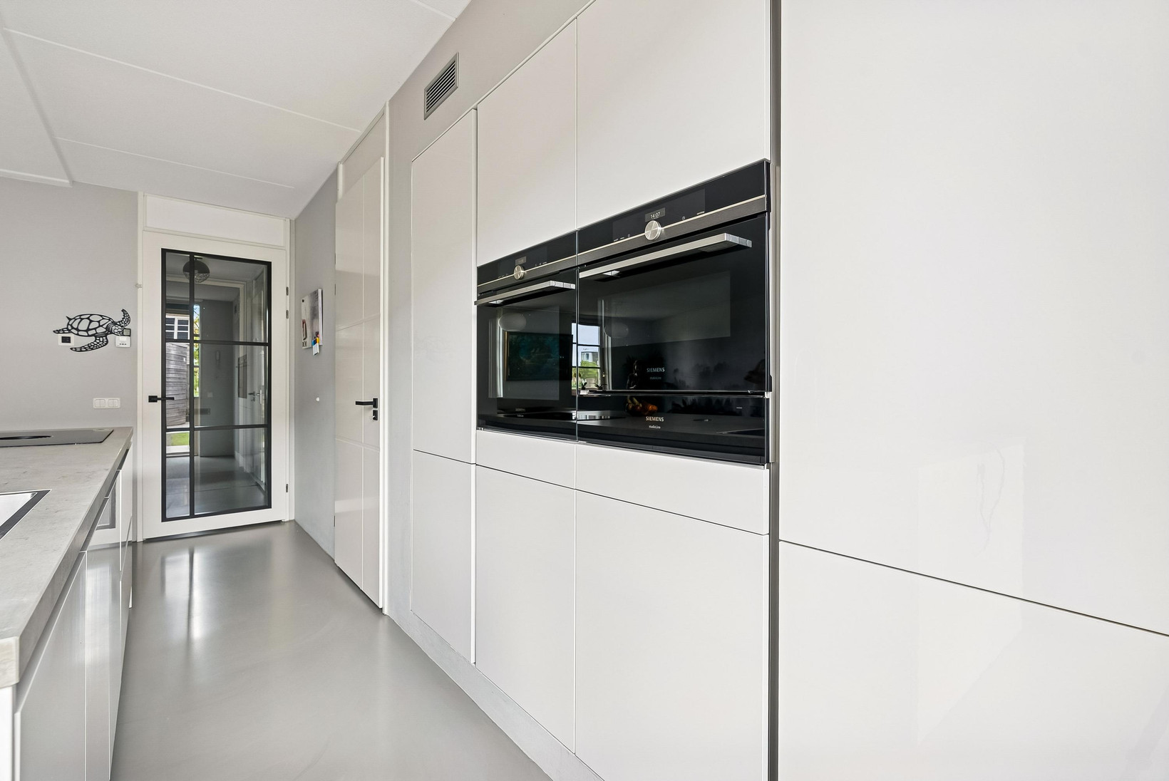 Tussenwoning te koop: Jesse Owensstraat 4, Almere