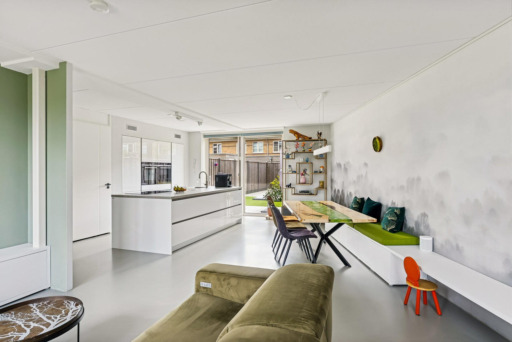 Tussenwoning te koop: Jesse Owensstraat 4, Almere