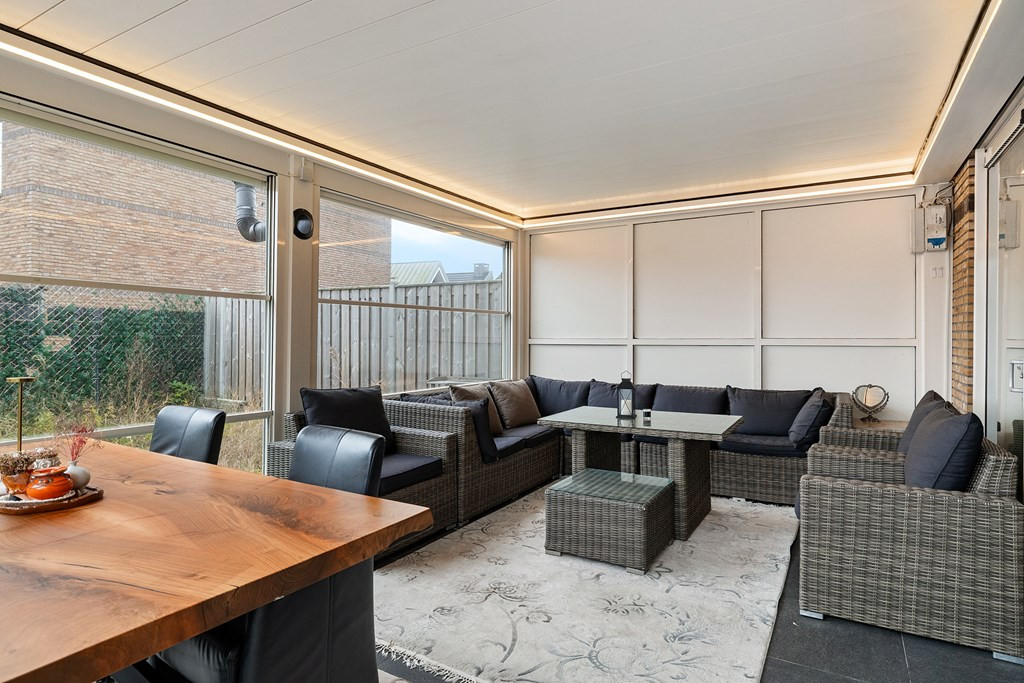 Twee-onder-één-kap te koop: Liselott Linsenhoffstraat 29, Almere