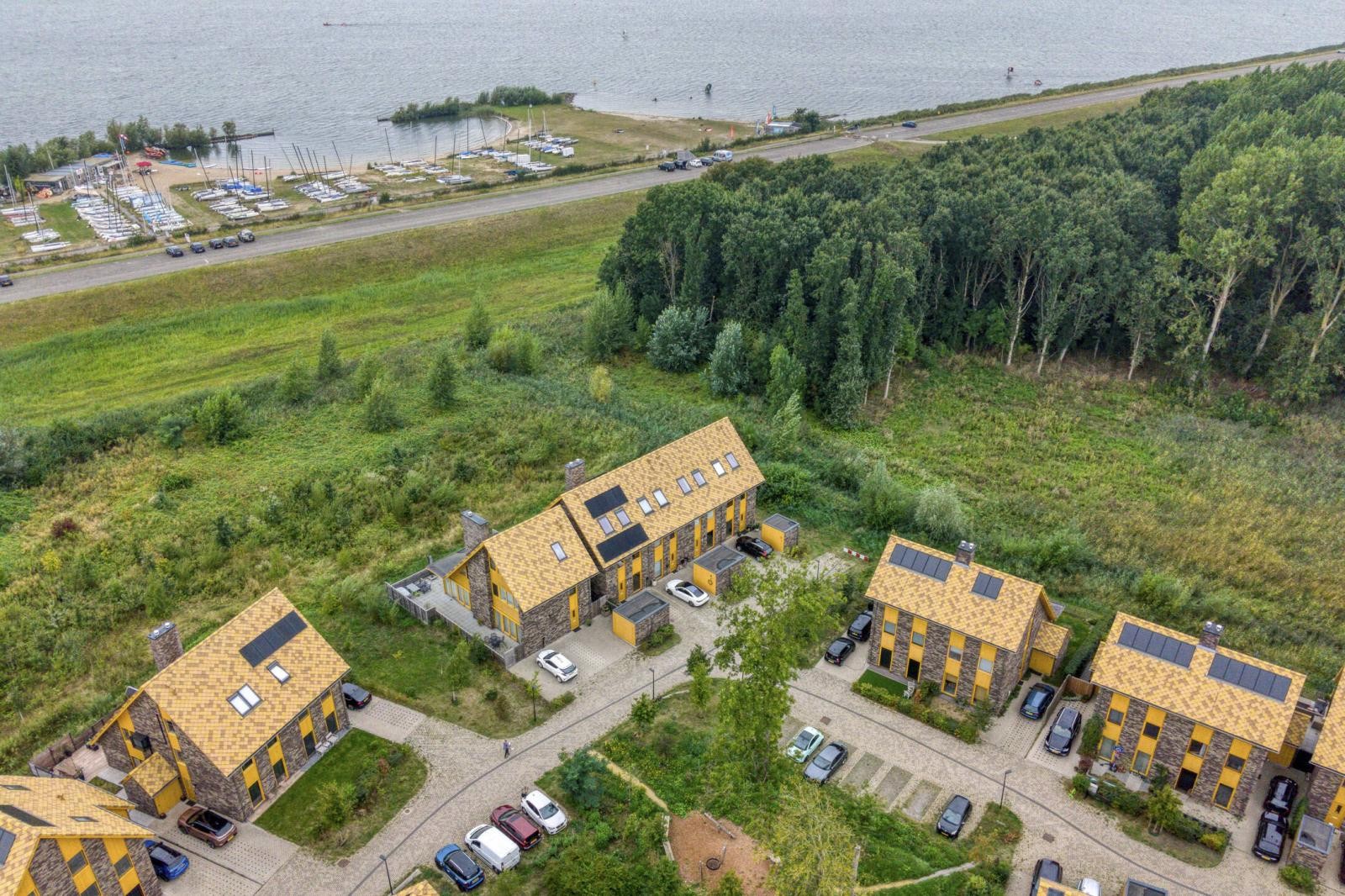 Hoekwoning te koop: Noorderduinslag 23, Almere