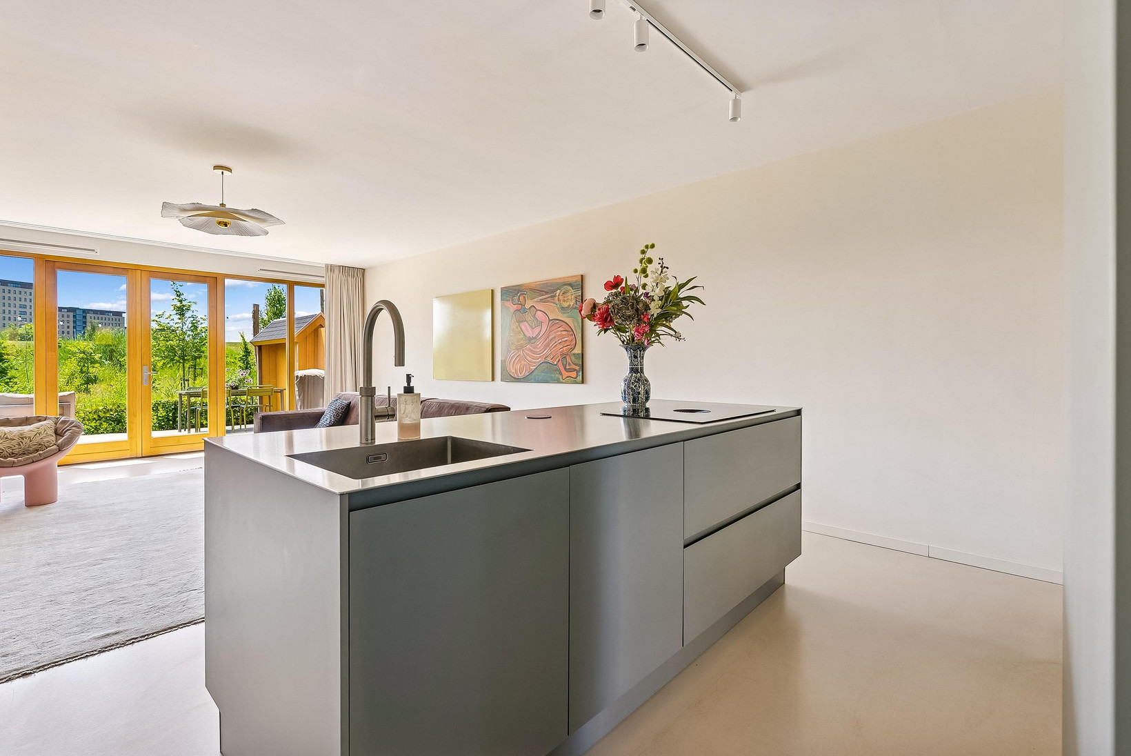 Tussenwoning te koop: Noorderduinslag 9, Almere
