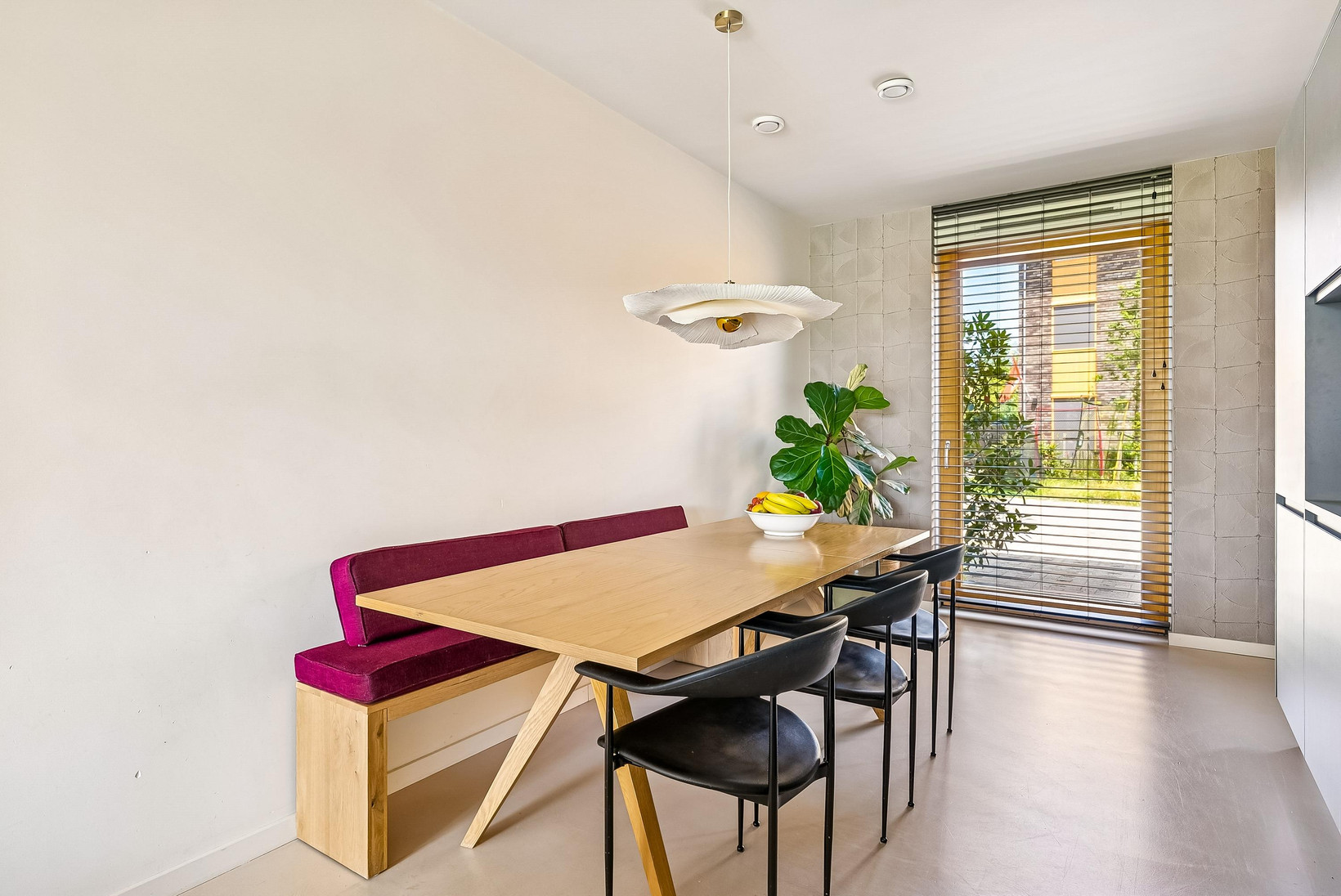 Tussenwoning te koop: Noorderduinslag 9, Almere