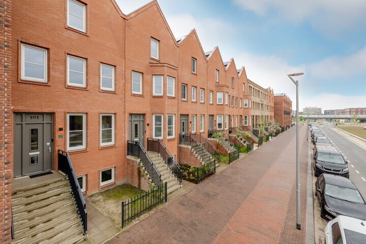 Tussenwoning te koop: Europalaan 505, Almere