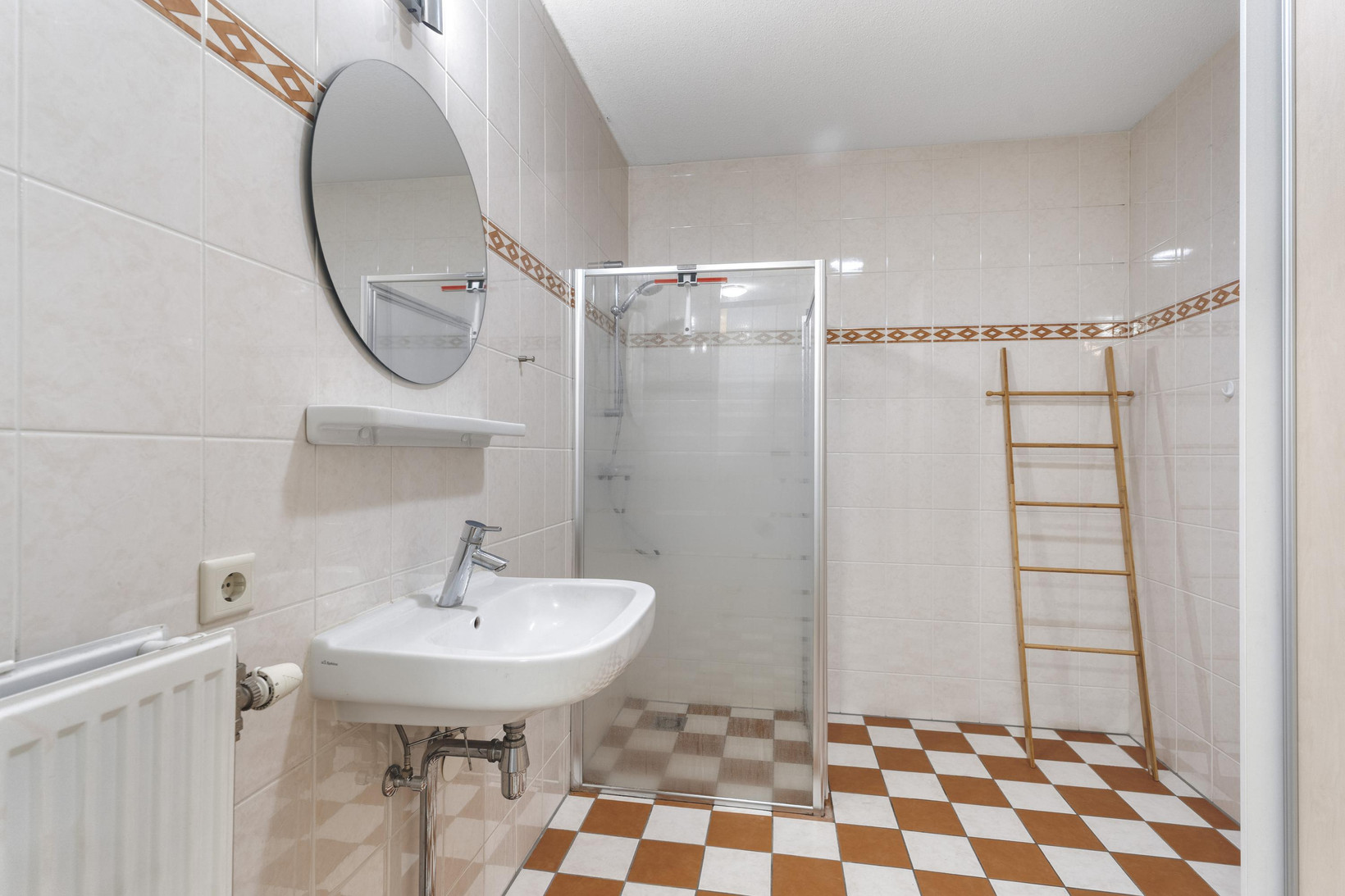 Appartement te koop: Hongarijehof 26, Almere