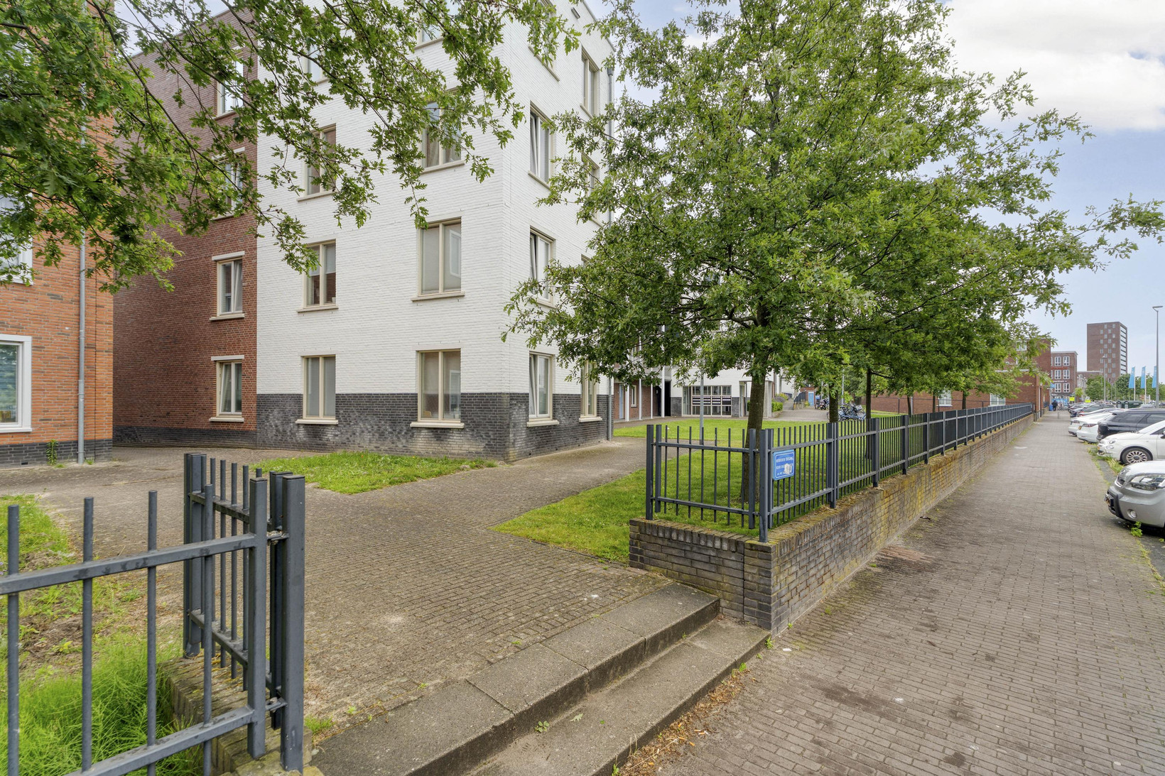 Appartement te koop: Hongarijehof 26, Almere