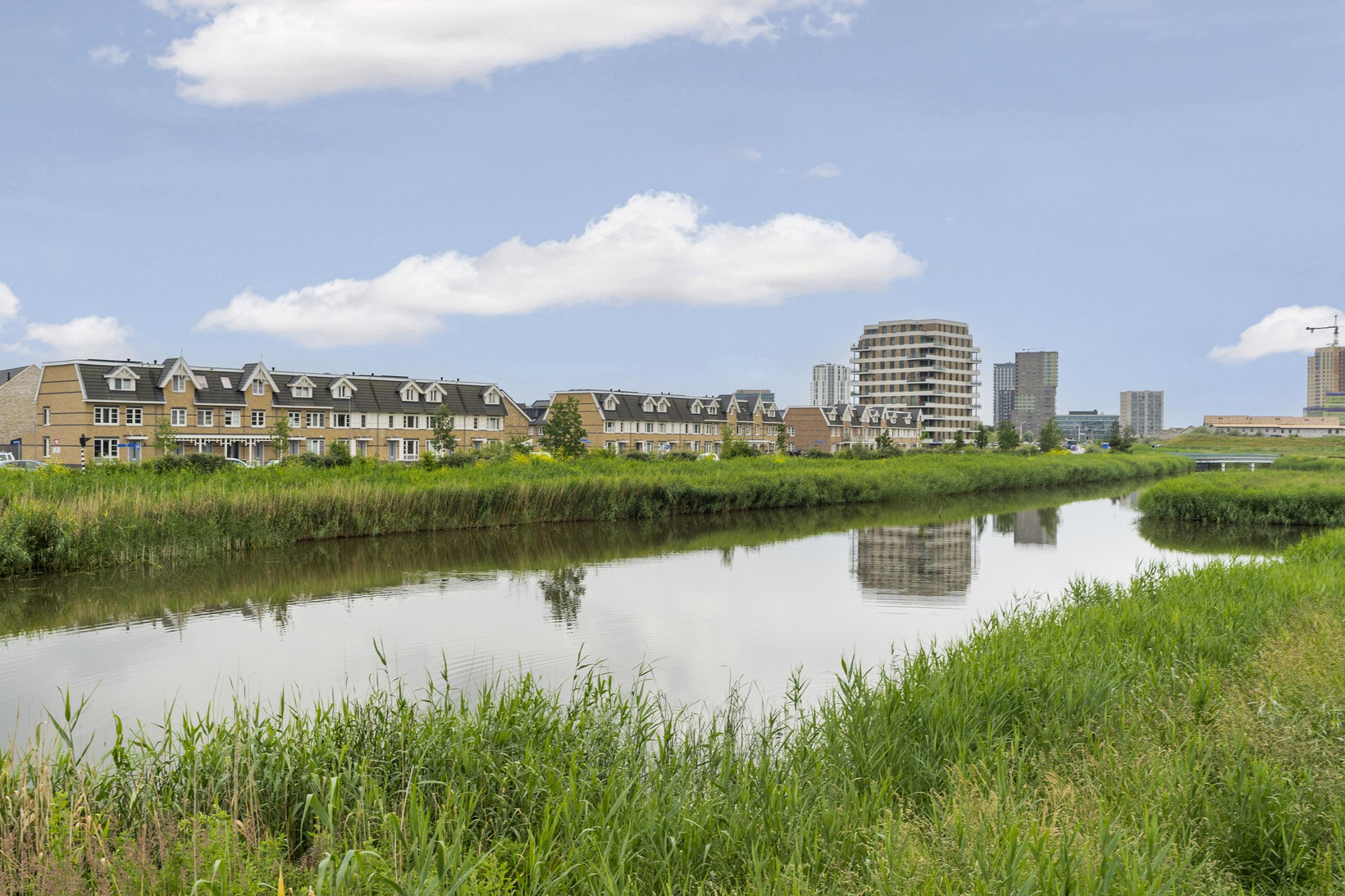 Appartement te koop: Hongarijehof 26, Almere