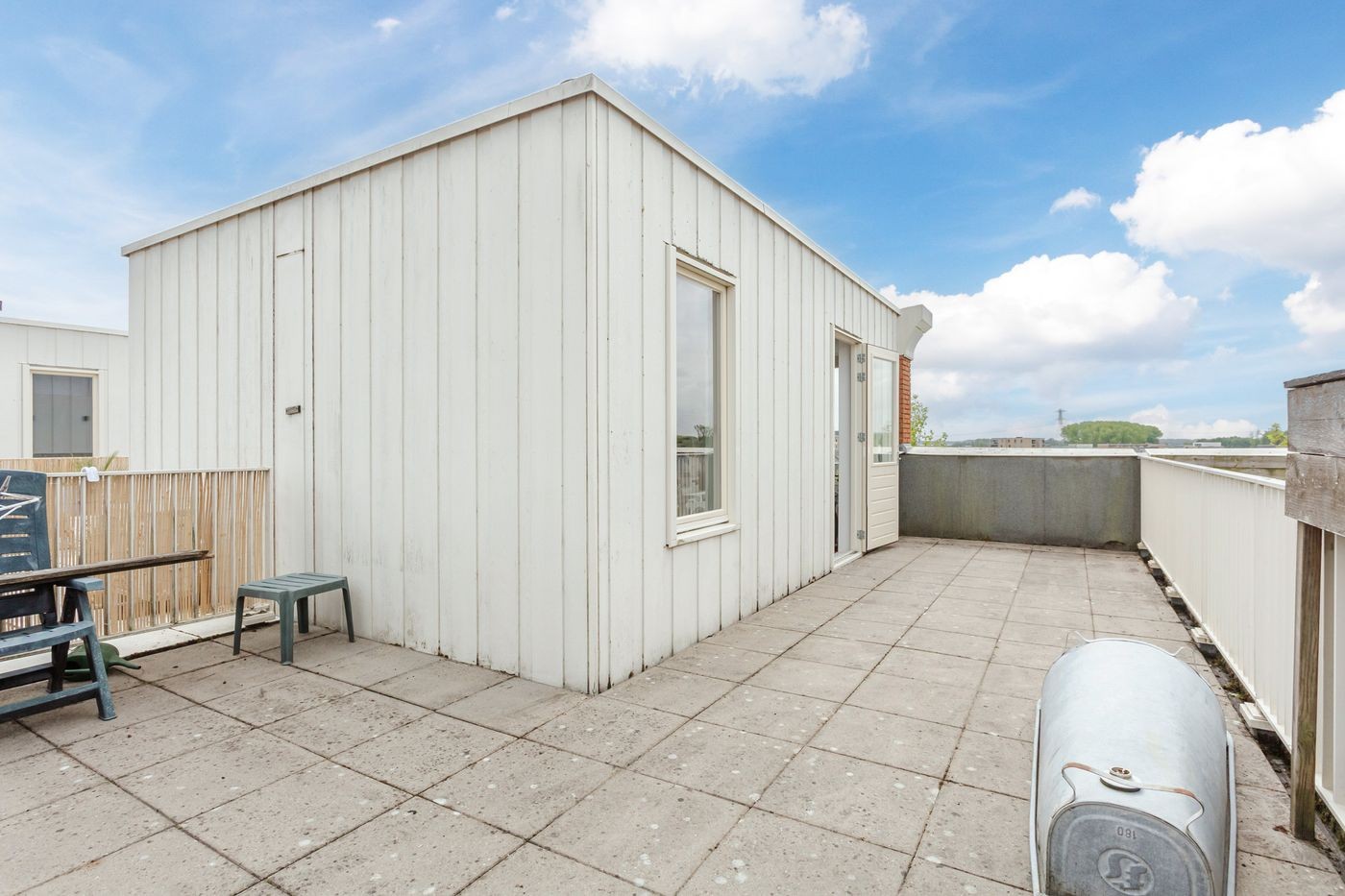Tussenwoning te koop: Frankrijkkade 220, Almere