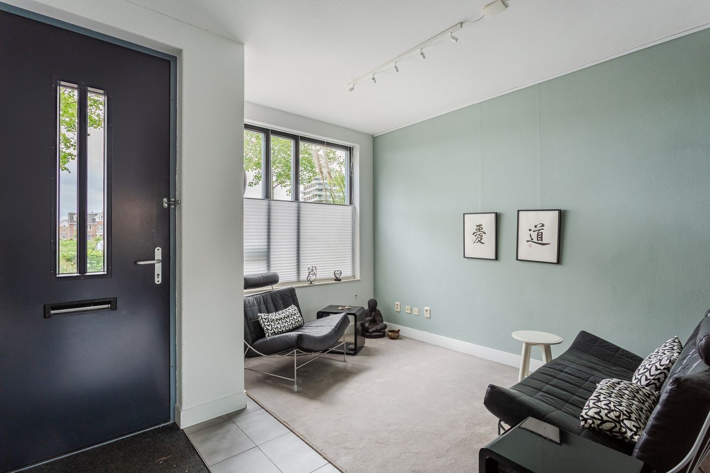 Tussenwoning te koop: Frankrijkkade 220, Almere