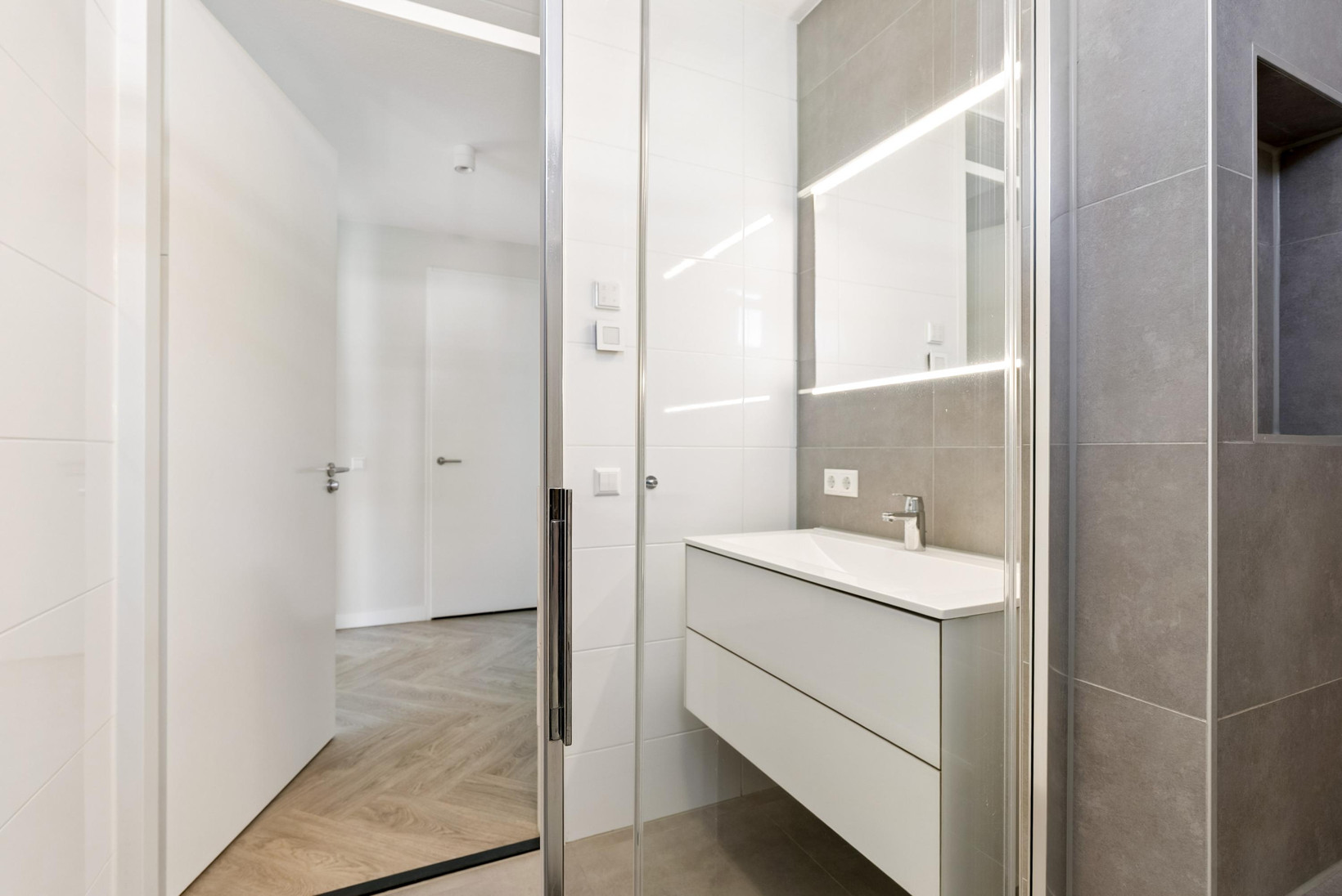 Appartement te koop: Portugalkade 113, Almere