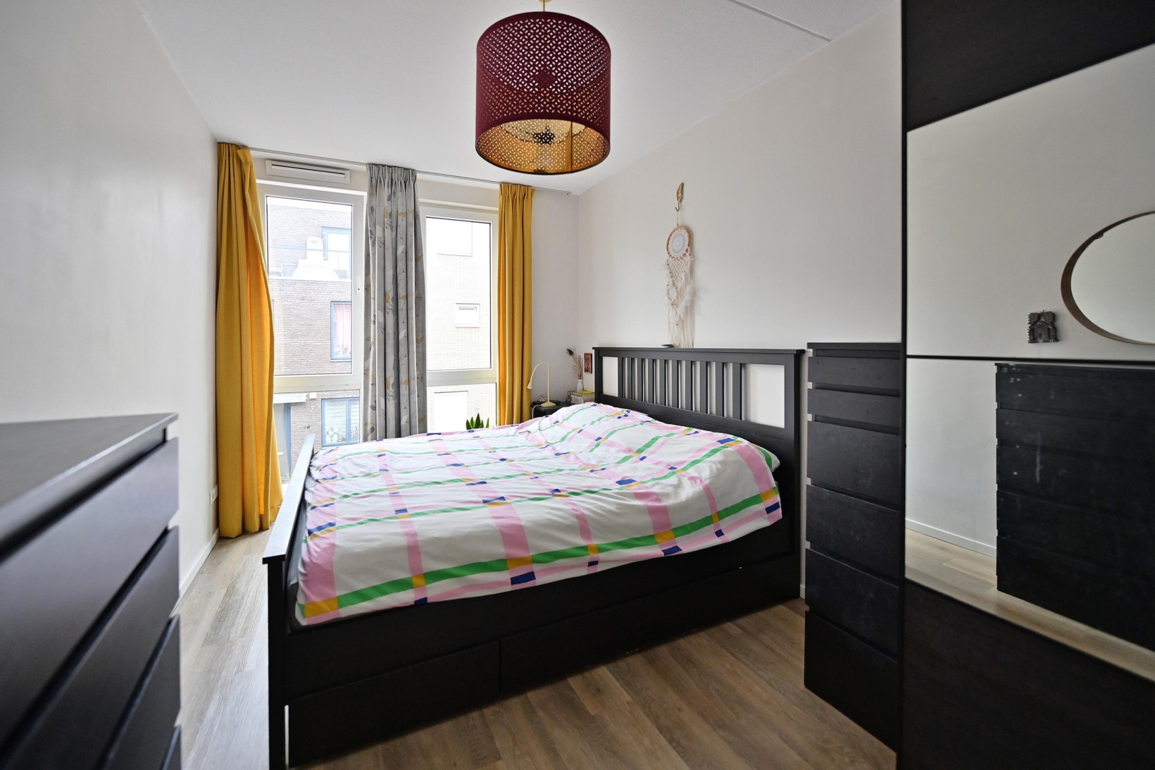 Tussenwoning te koop: Schotlandstraat 57, Almere