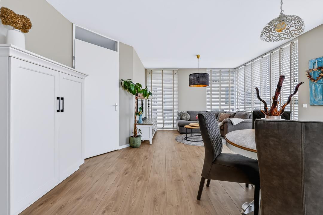 Appartement te koop: John Rossweg 37, Almere