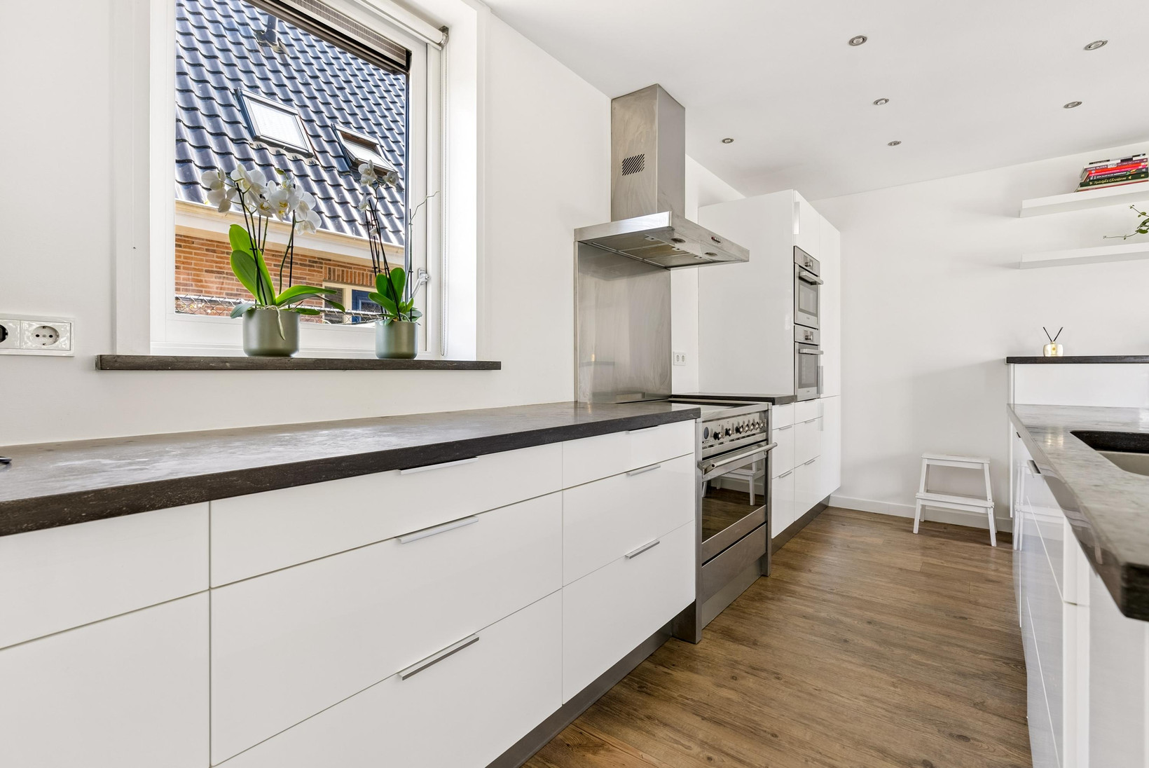 Vrijstaande woning te koop: Homeruslaan 49, Almere
