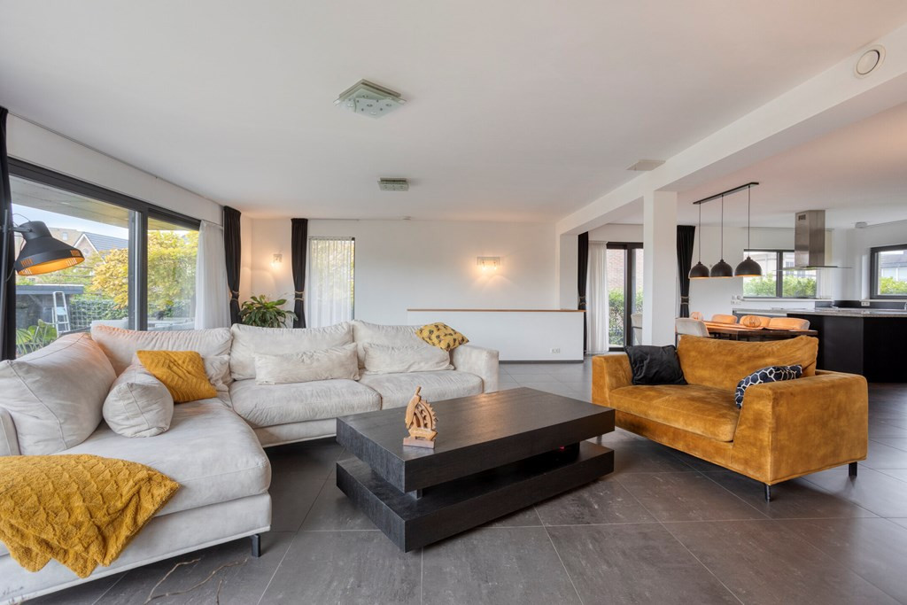 Vrijstaande woning te koop: Gigantenstraat 8, Almere