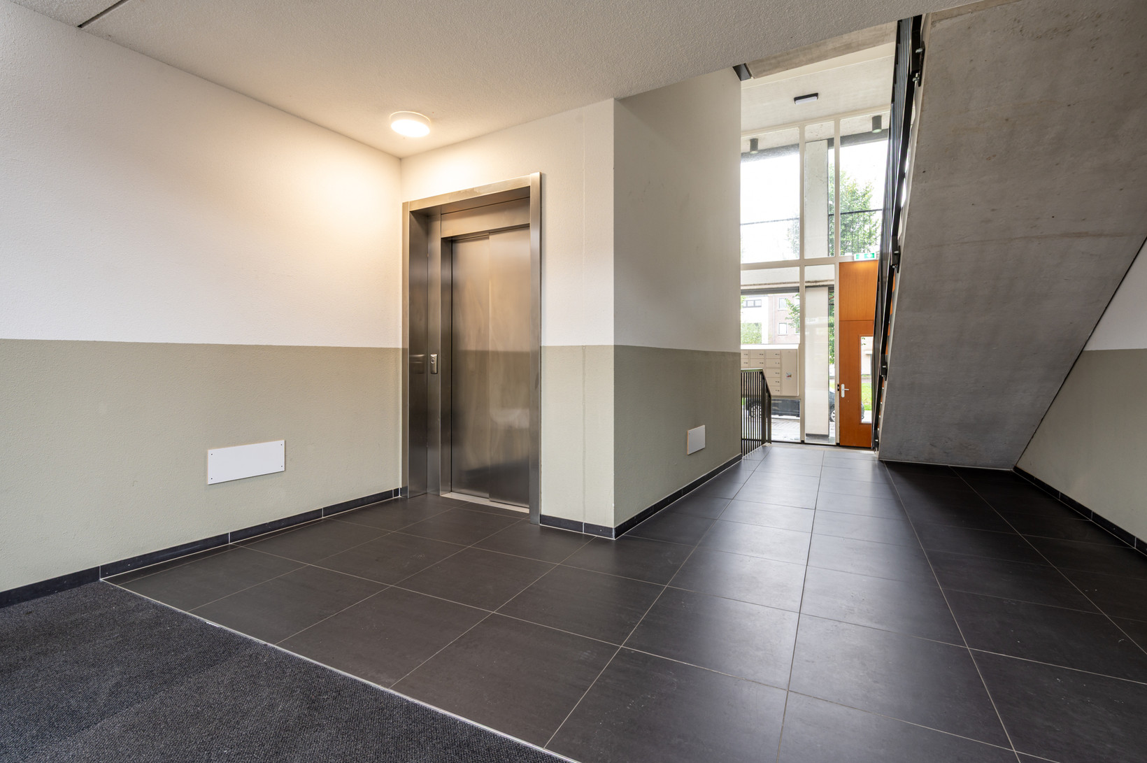Appartement te koop: Artemissingel 234, Almere