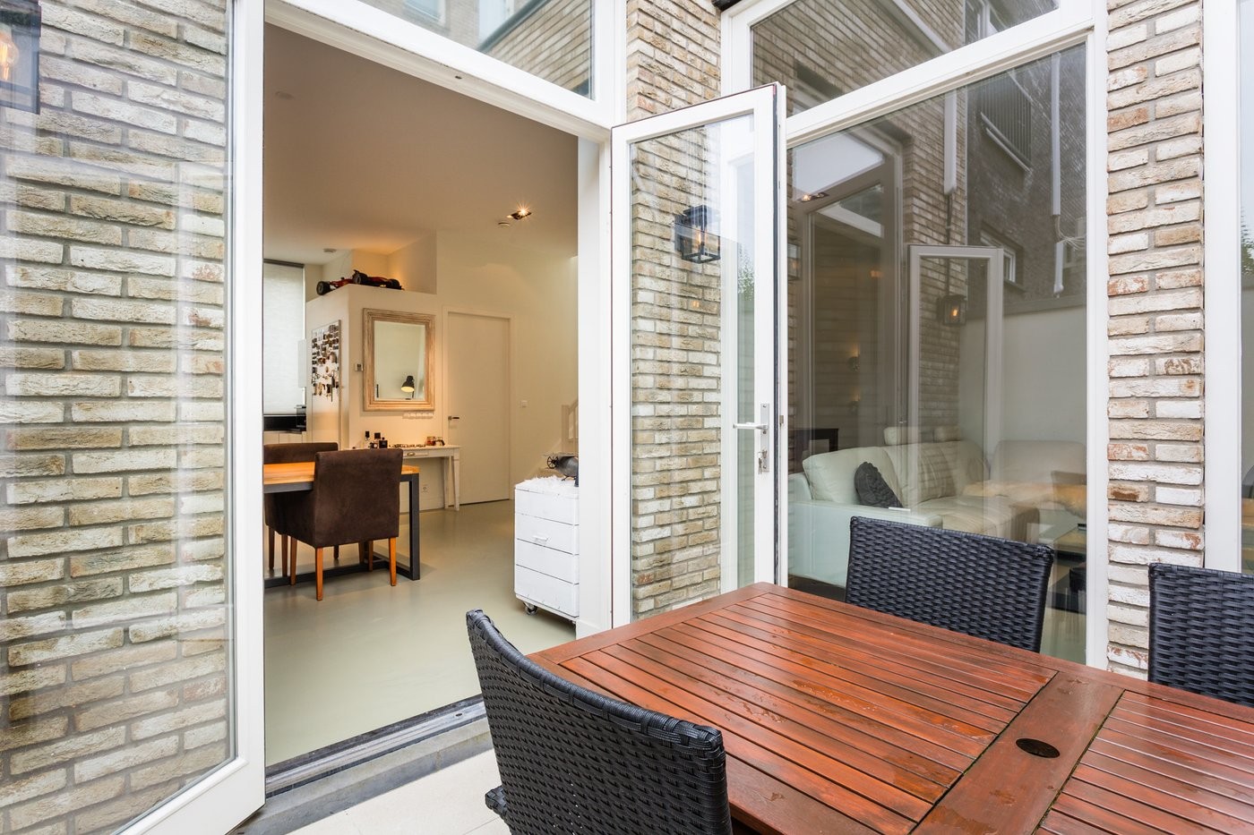 Tussenwoning te koop: Apollostraat 18, Almere