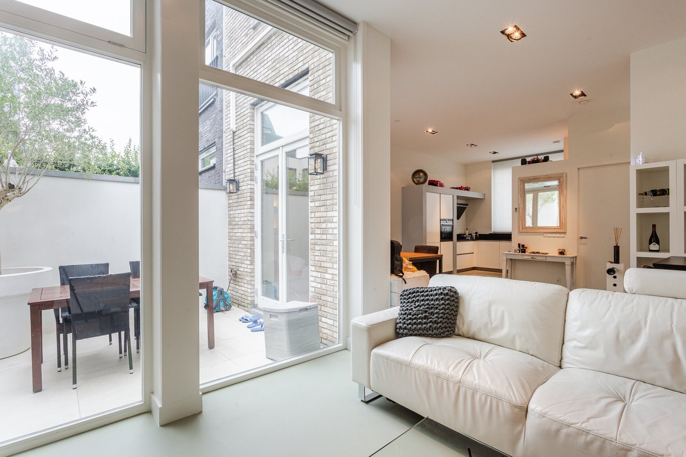 Tussenwoning te koop: Apollostraat 18, Almere