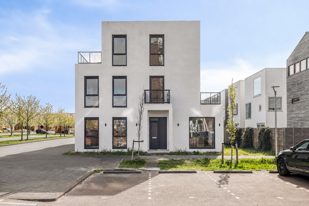 Vrijstaande woning te koop: Polluxstraat 1, Almere