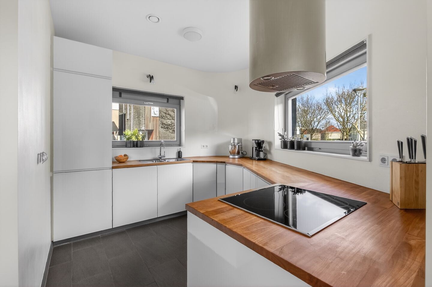Vrijstaande woning te koop: Helenusstraat 14, Almere