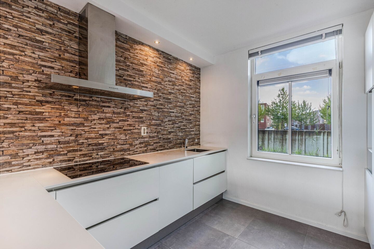 Tussenwoning te koop: Hanumanpad 12, Almere