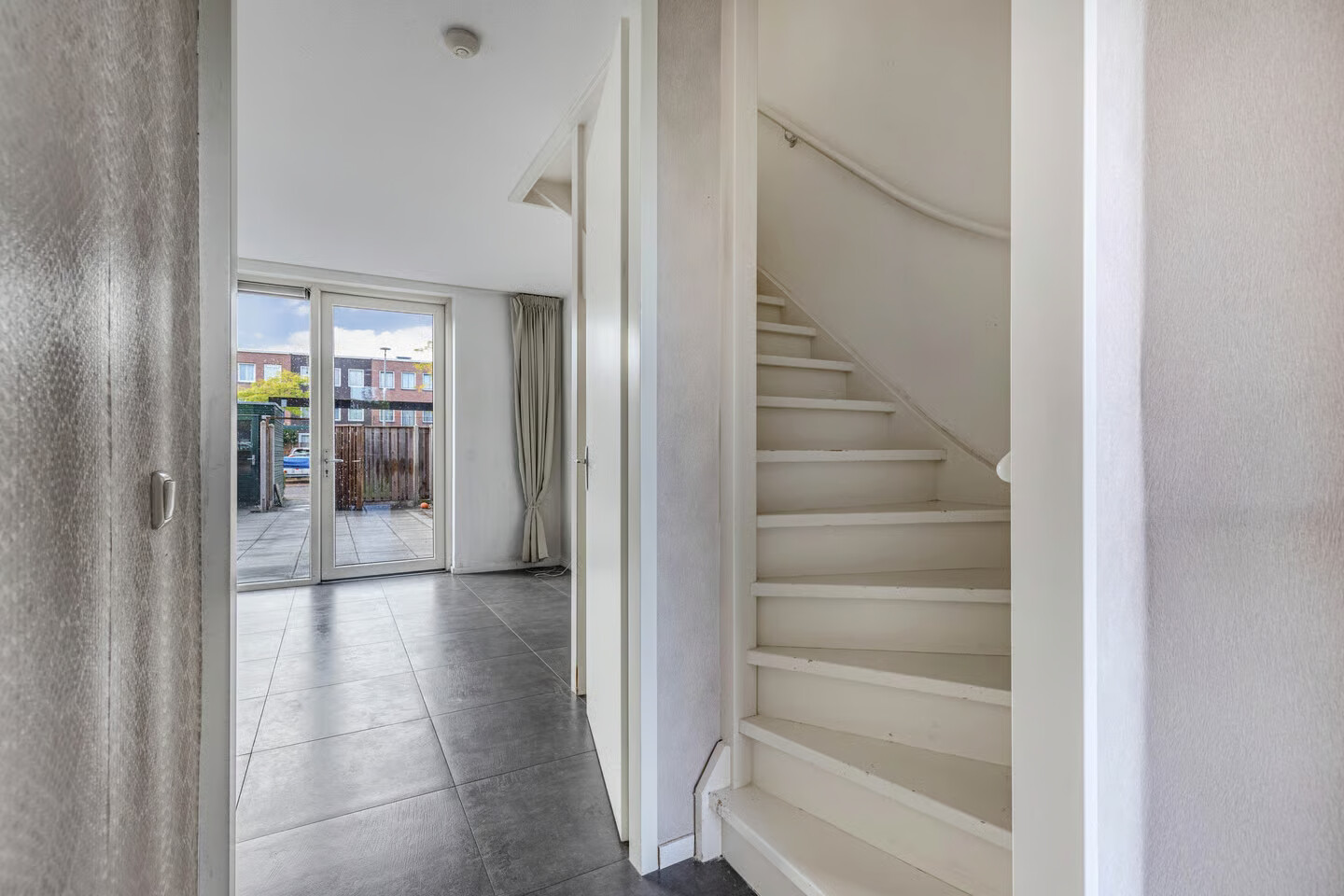 Tussenwoning te koop: Hanumanpad 12, Almere