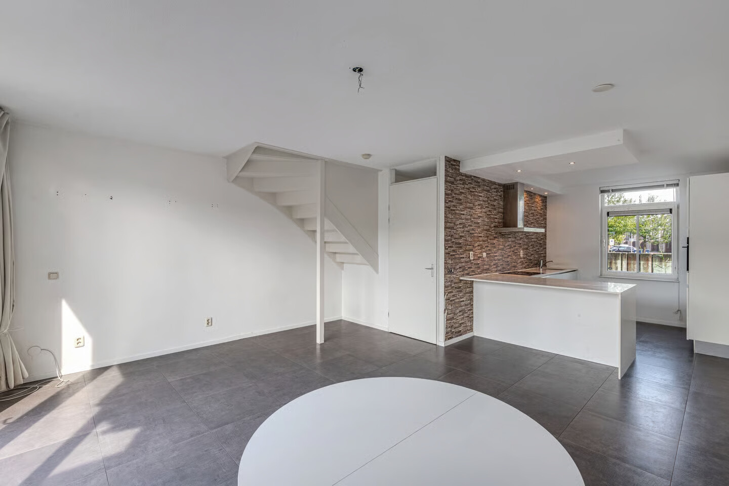 Tussenwoning te koop: Hanumanpad 12, Almere